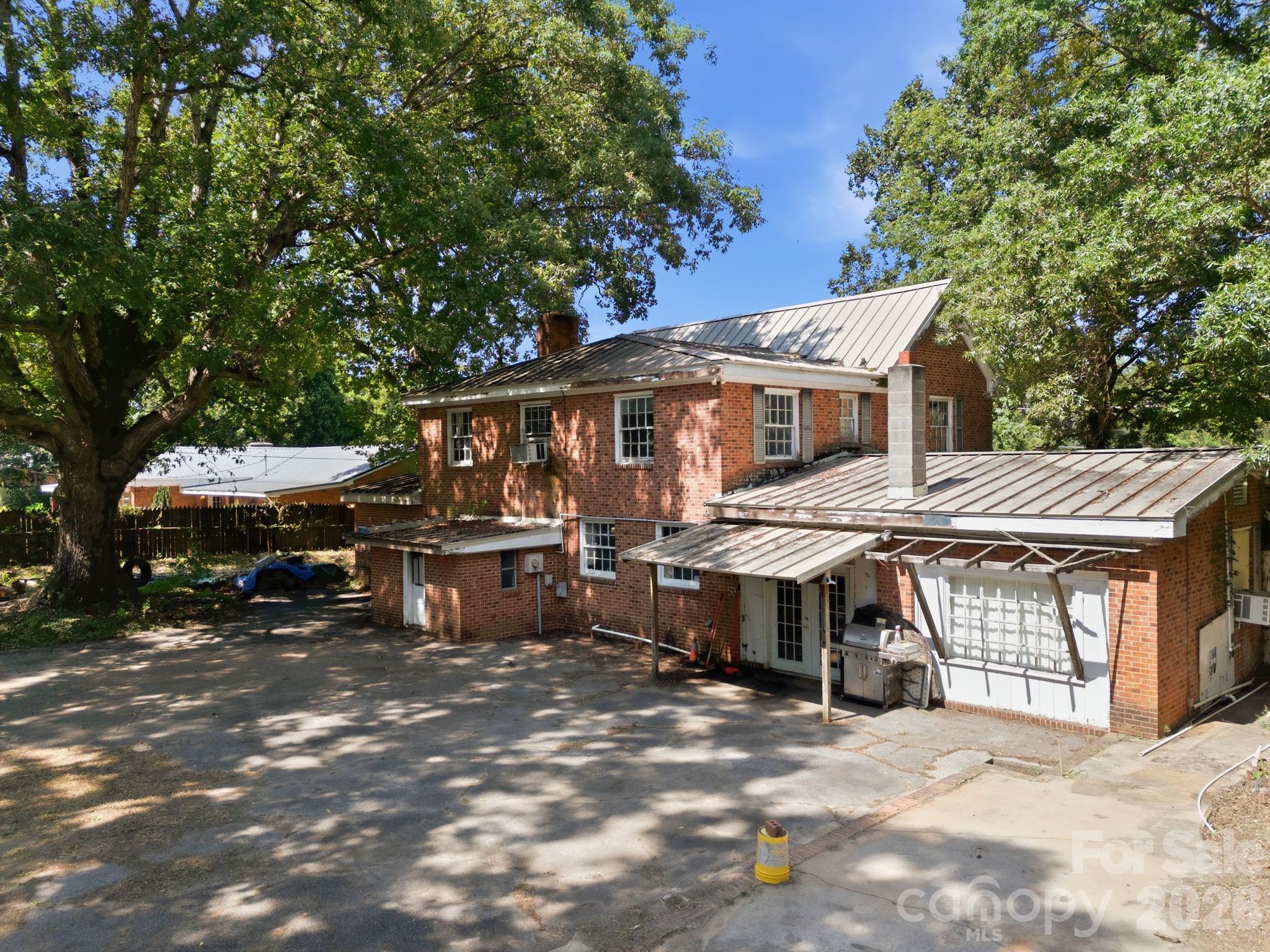4225 Sherrills Ford Road — Salisbury