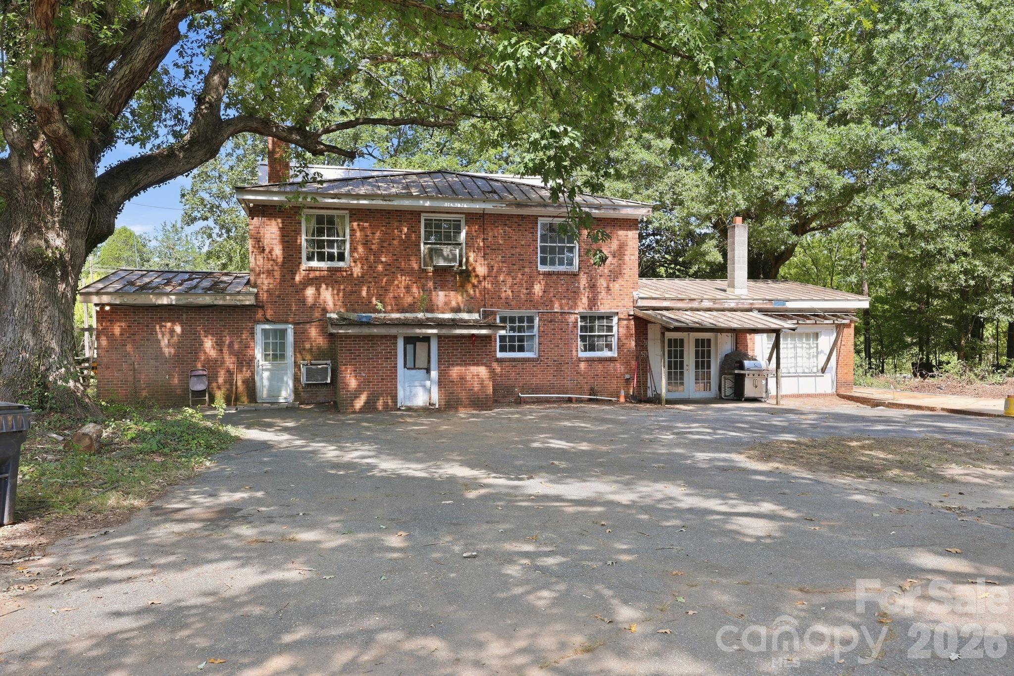 4225 Sherrills Ford Road — Salisbury