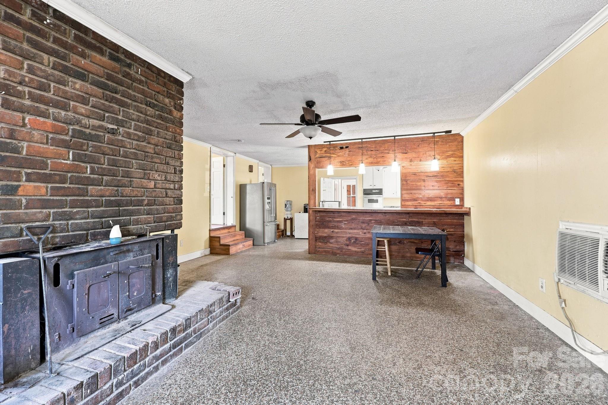 4225 Sherrills Ford Road — Salisbury