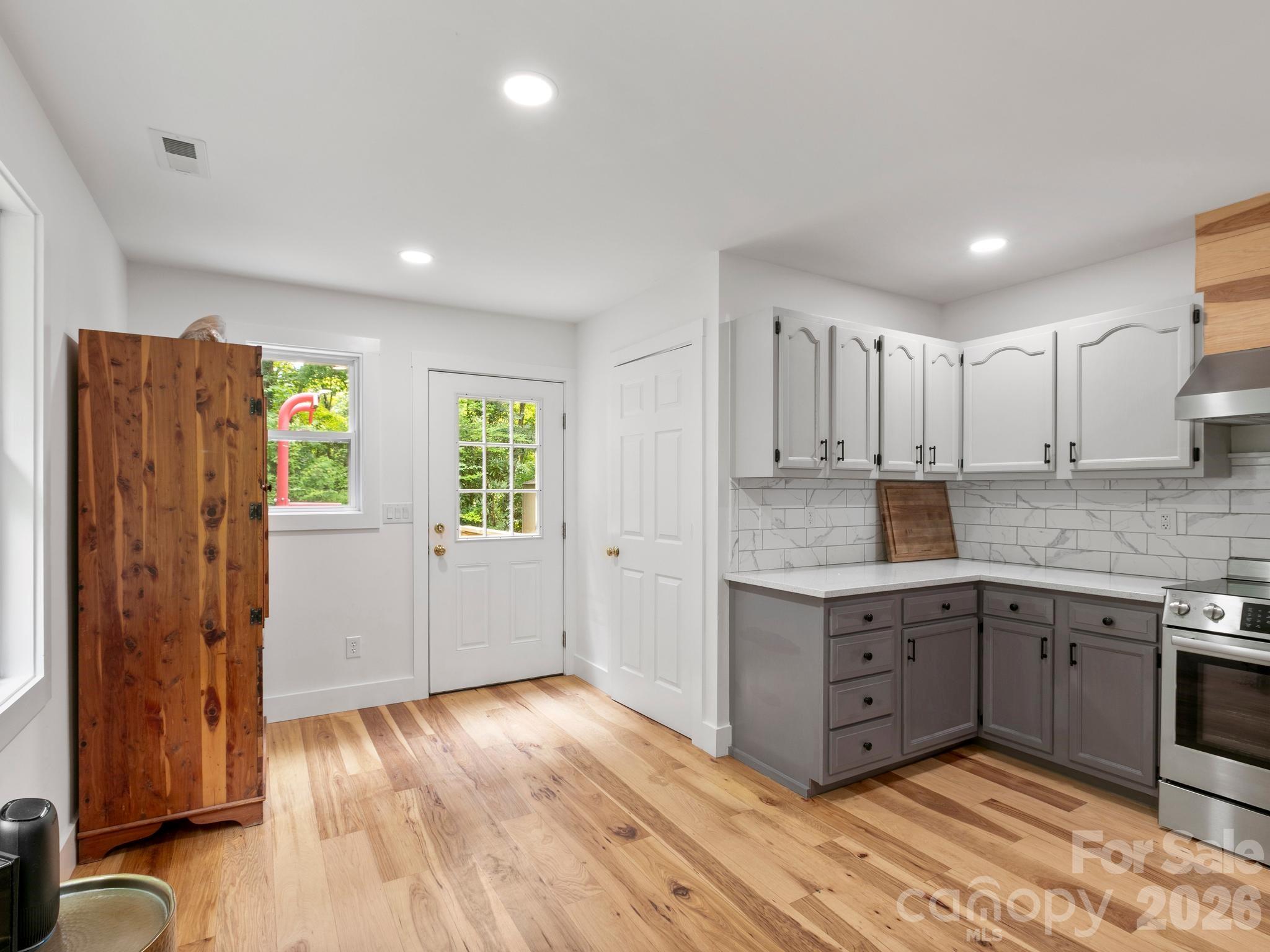 41 Bear Trail — Fairview