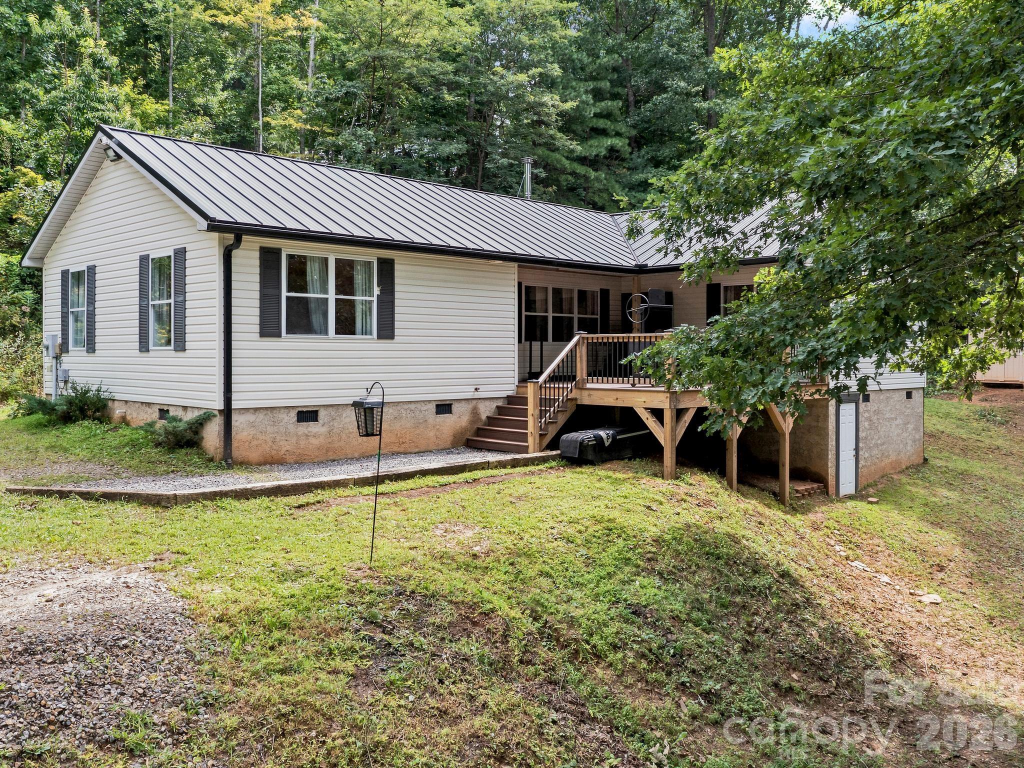 41 Bear Trail — Fairview