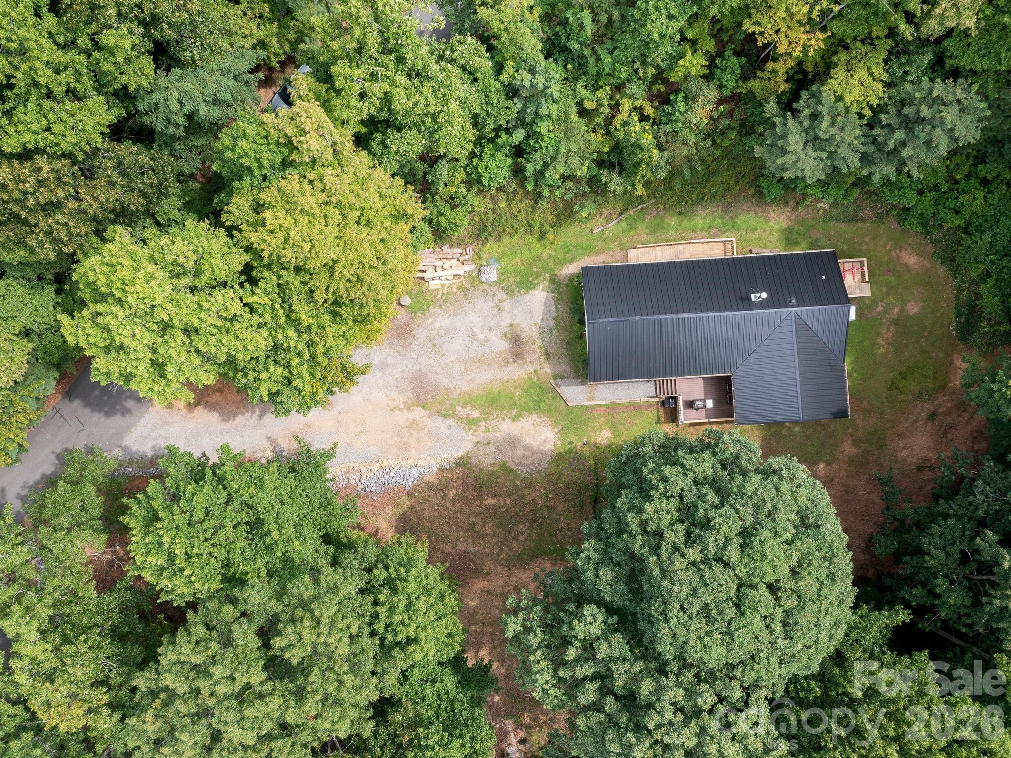 41 Bear Trail — Fairview