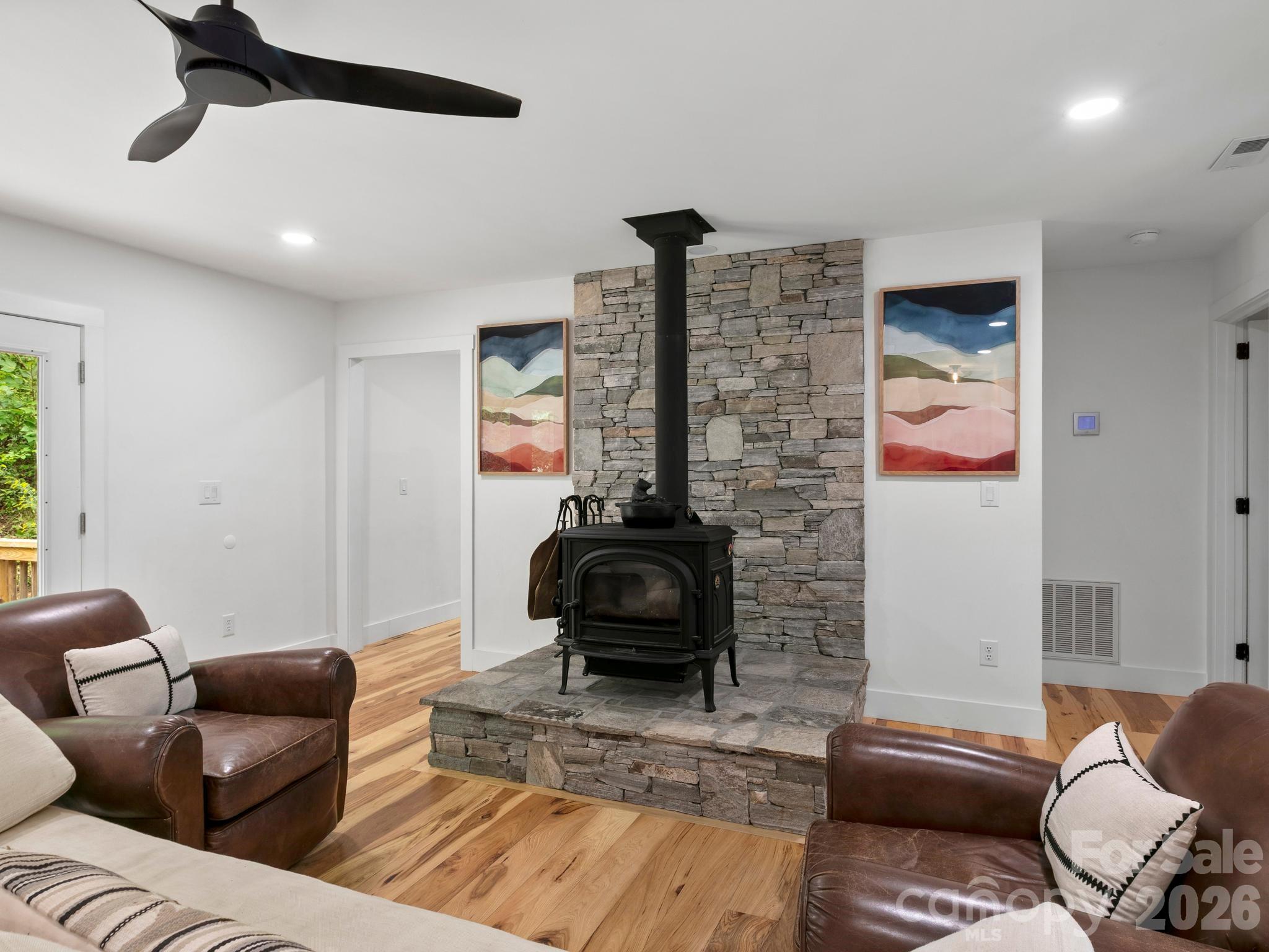 41 Bear Trail — Fairview