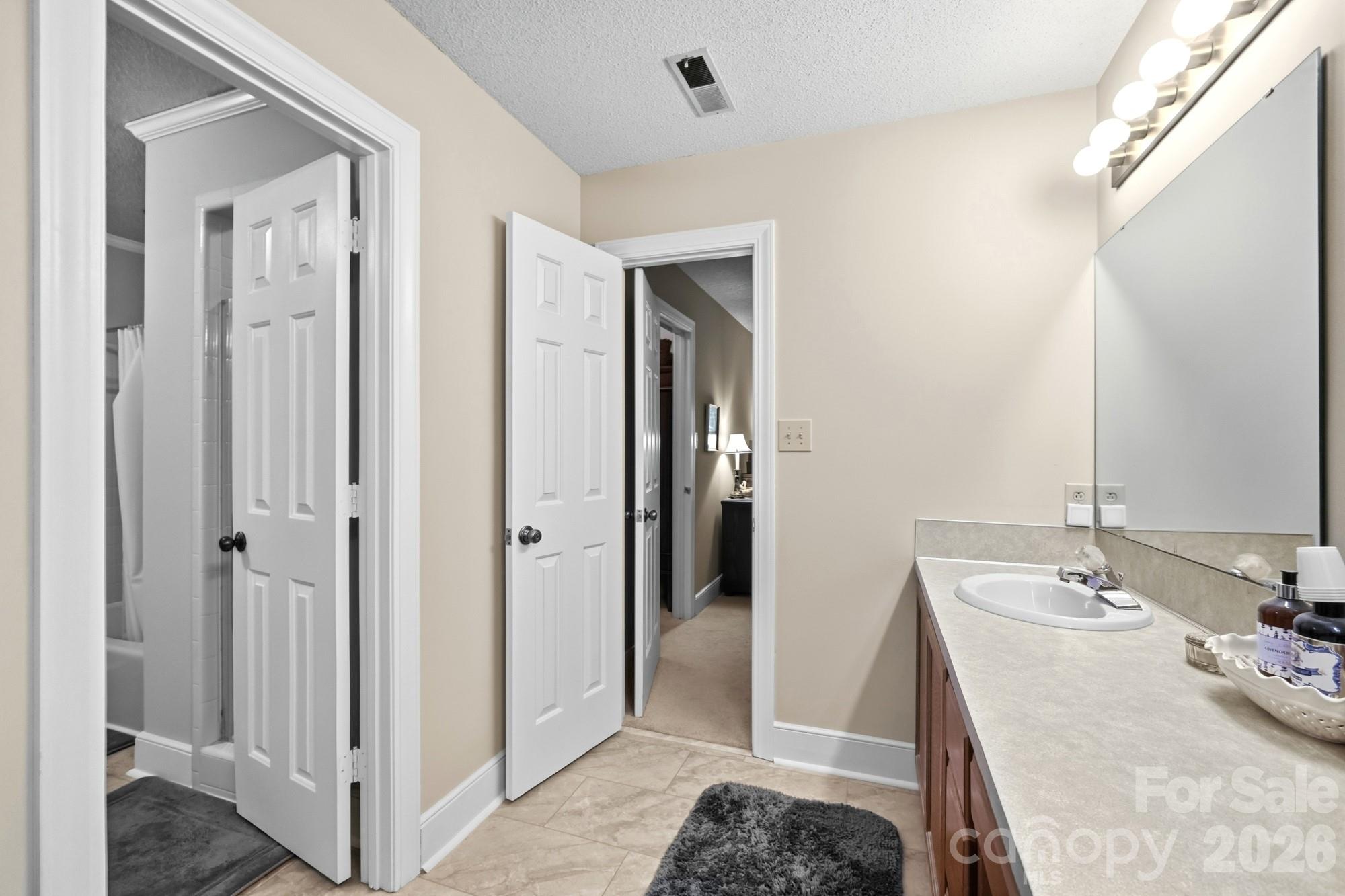 2504 Knights Court — Monroe