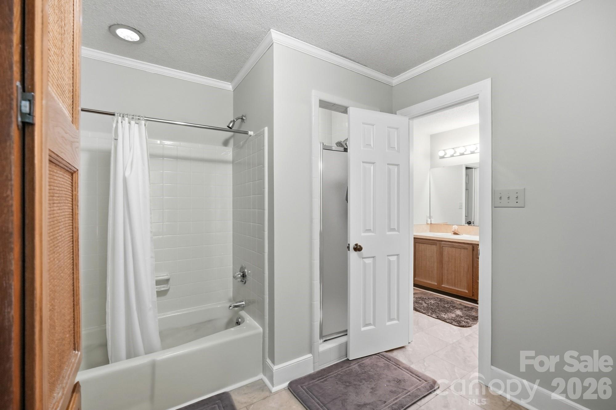 2504 Knights Court — Monroe