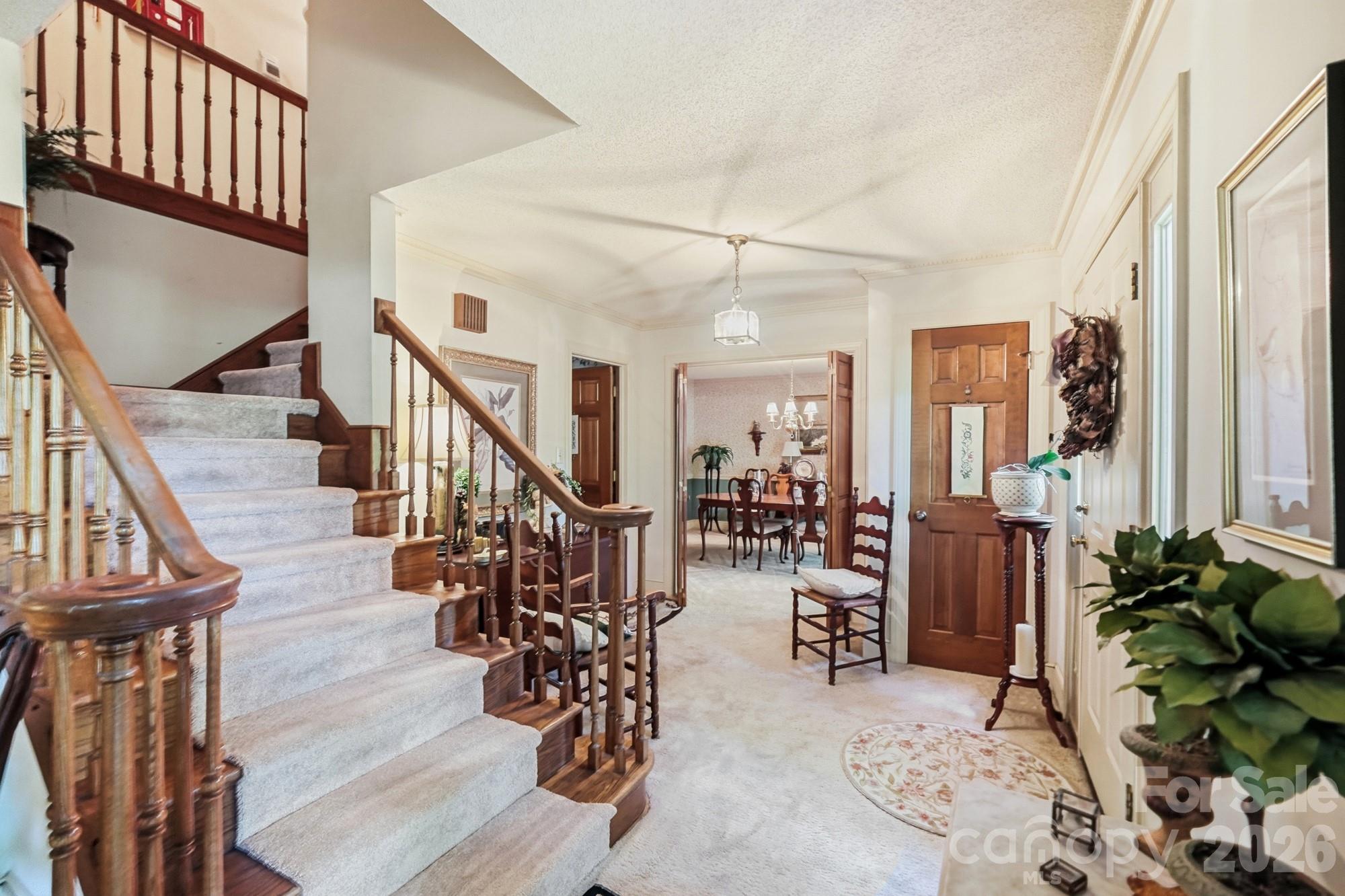 2504 Knights Court — Monroe