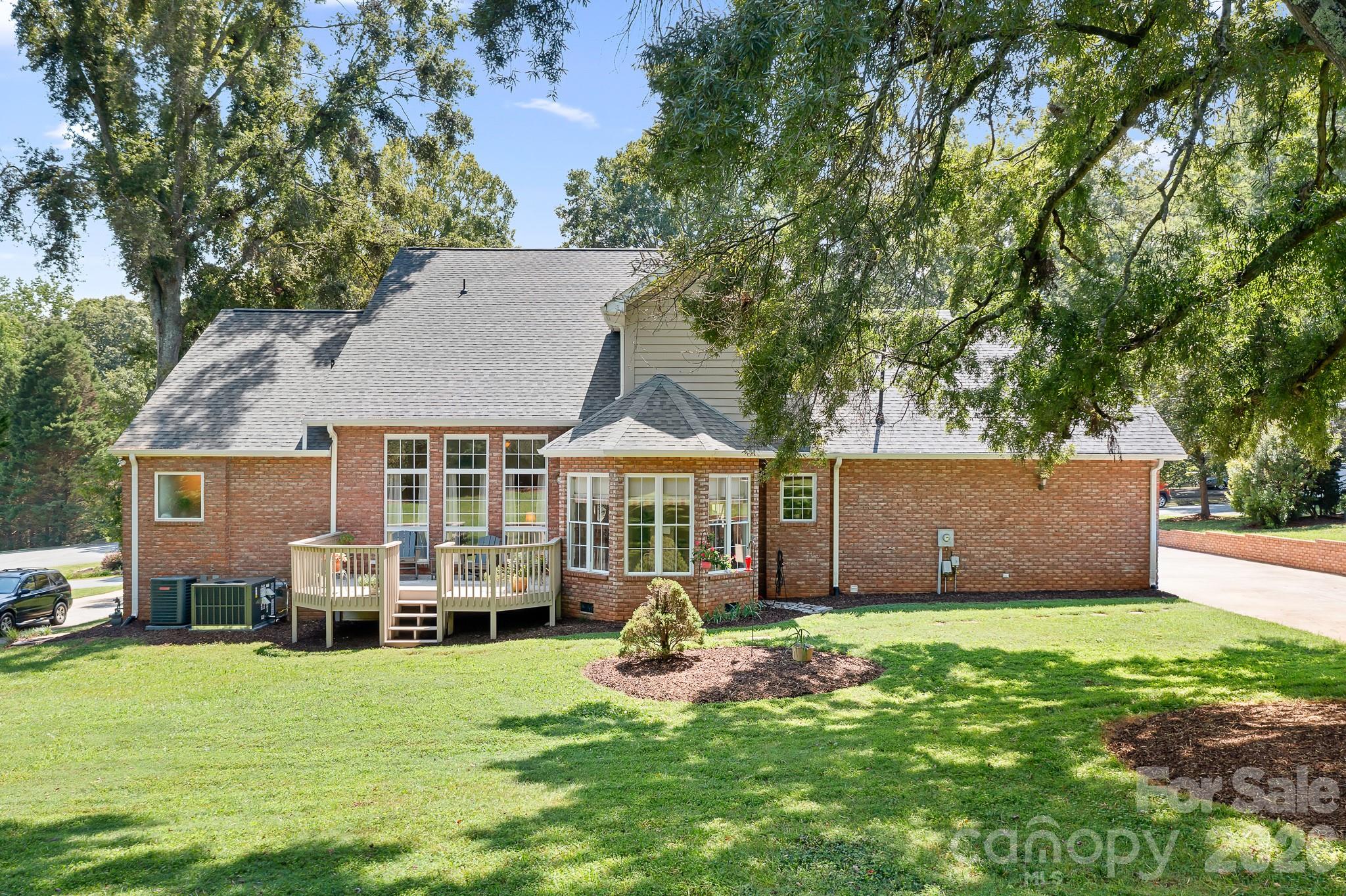 684 Millswood Drive — Mooresville