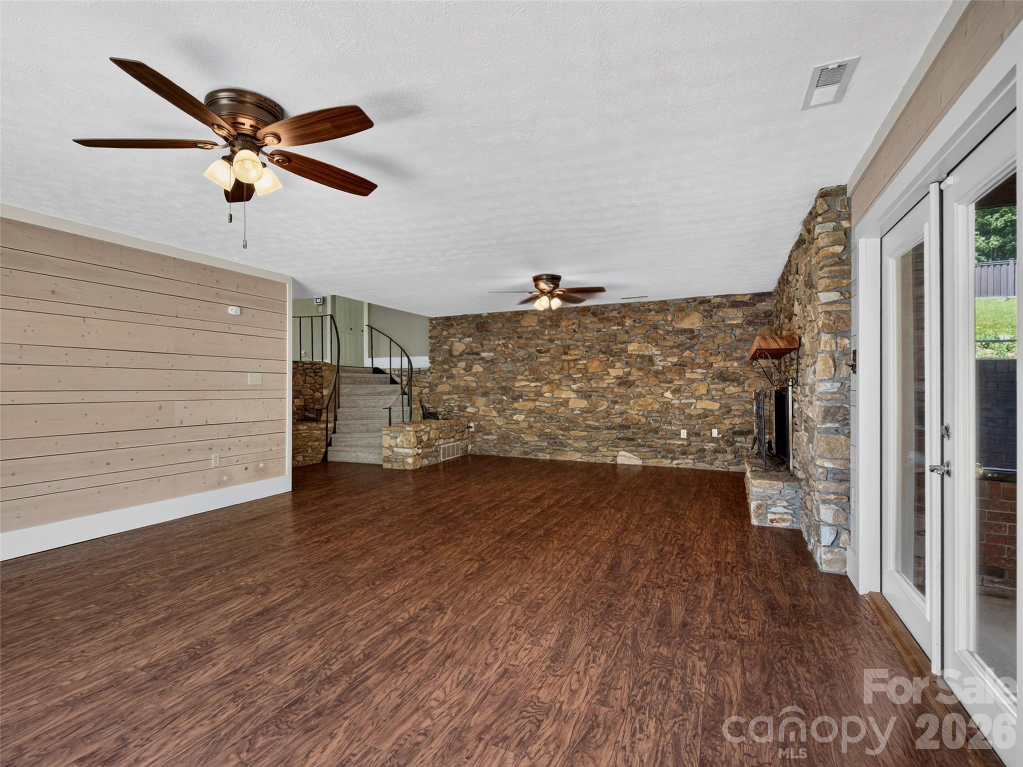 73 Redwood Street — Brevard