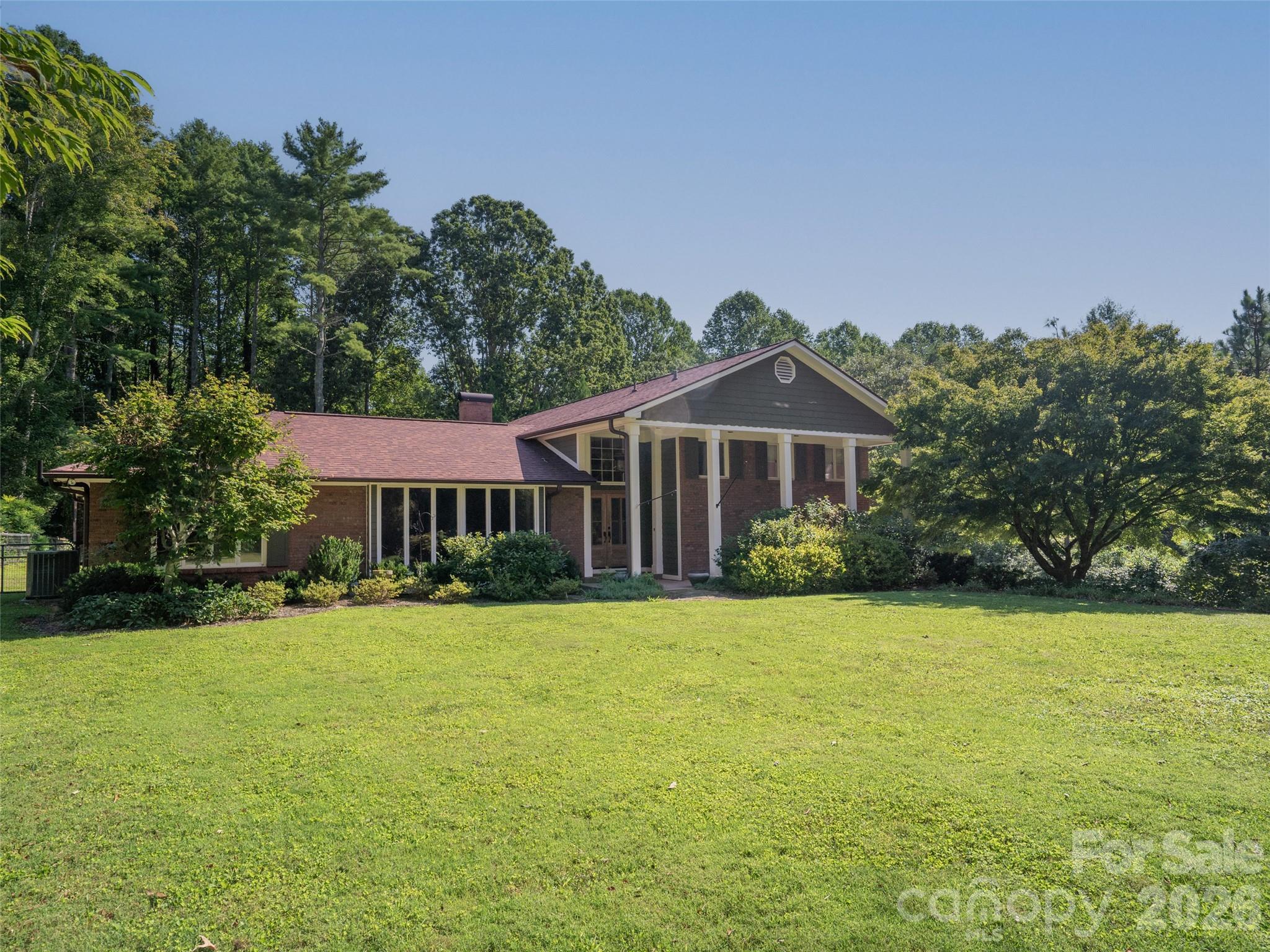 73 Redwood Street — Brevard