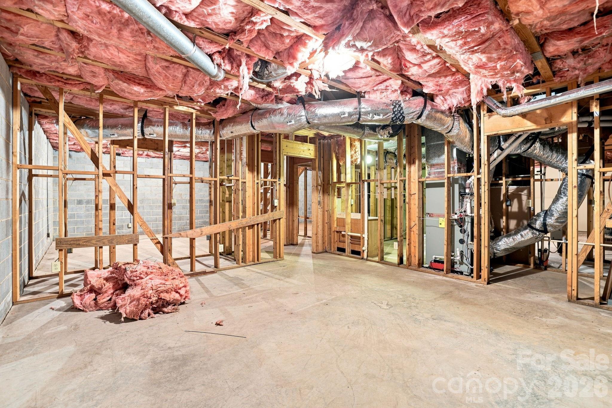 2505 Goldmine Road — Monroe