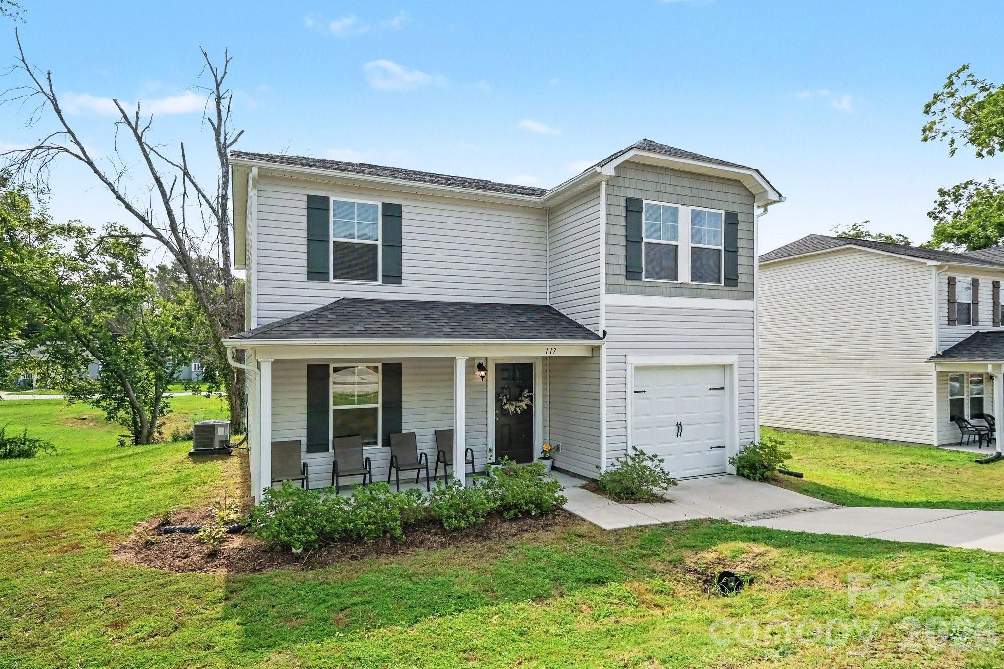 117 Barron Boulevard — Lancaster