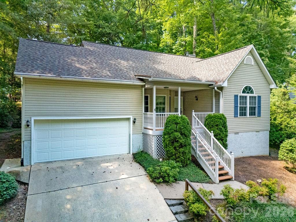 61 Autumn Glen Court — Brevard