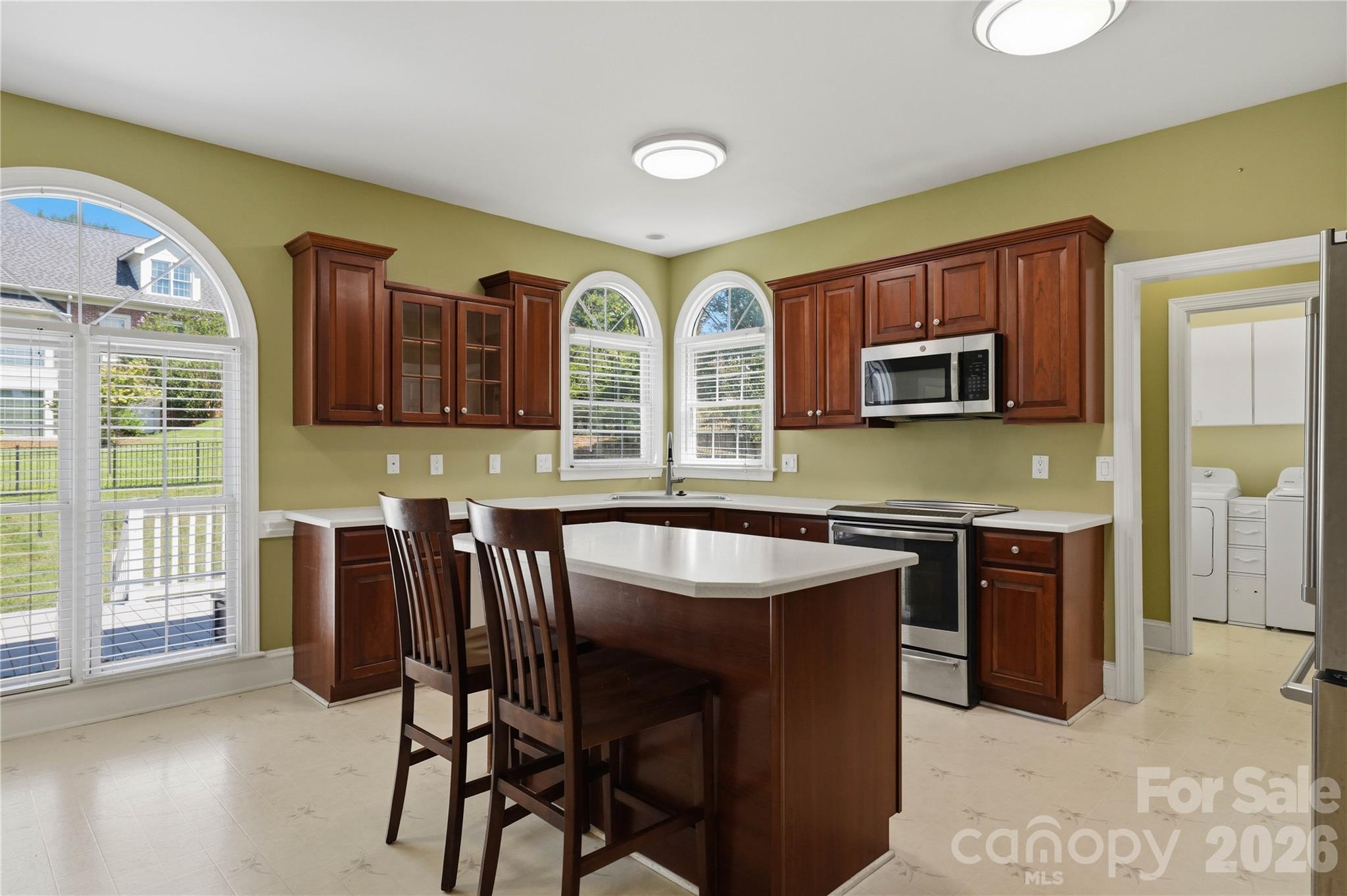 182 E Tattersall Drive — Statesville