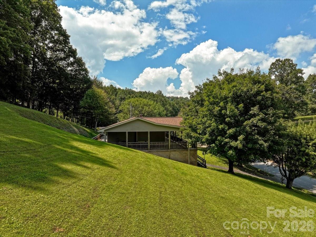 299 Mcdowell Lane — Burnsville