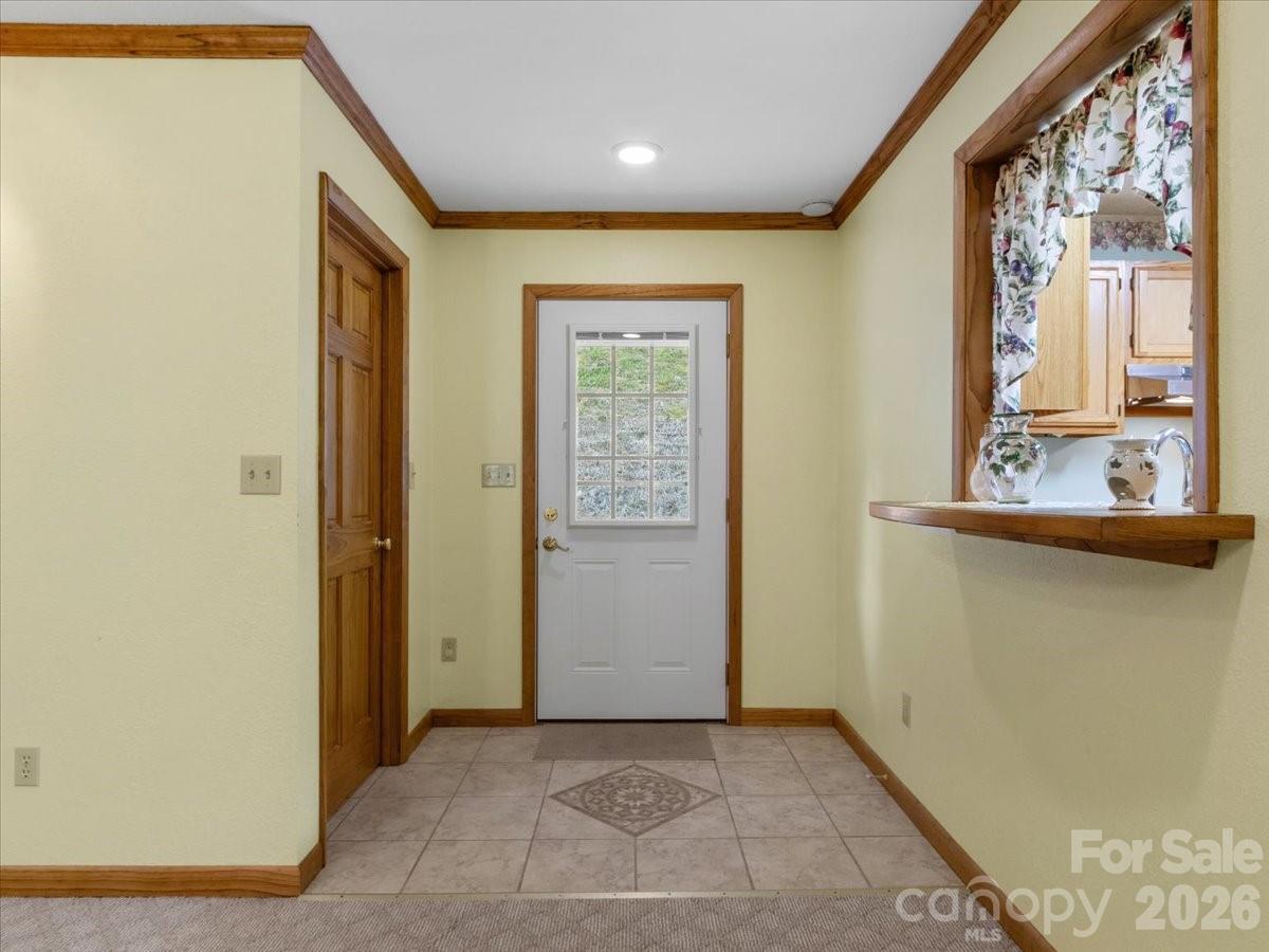 299 Mcdowell Lane — Burnsville