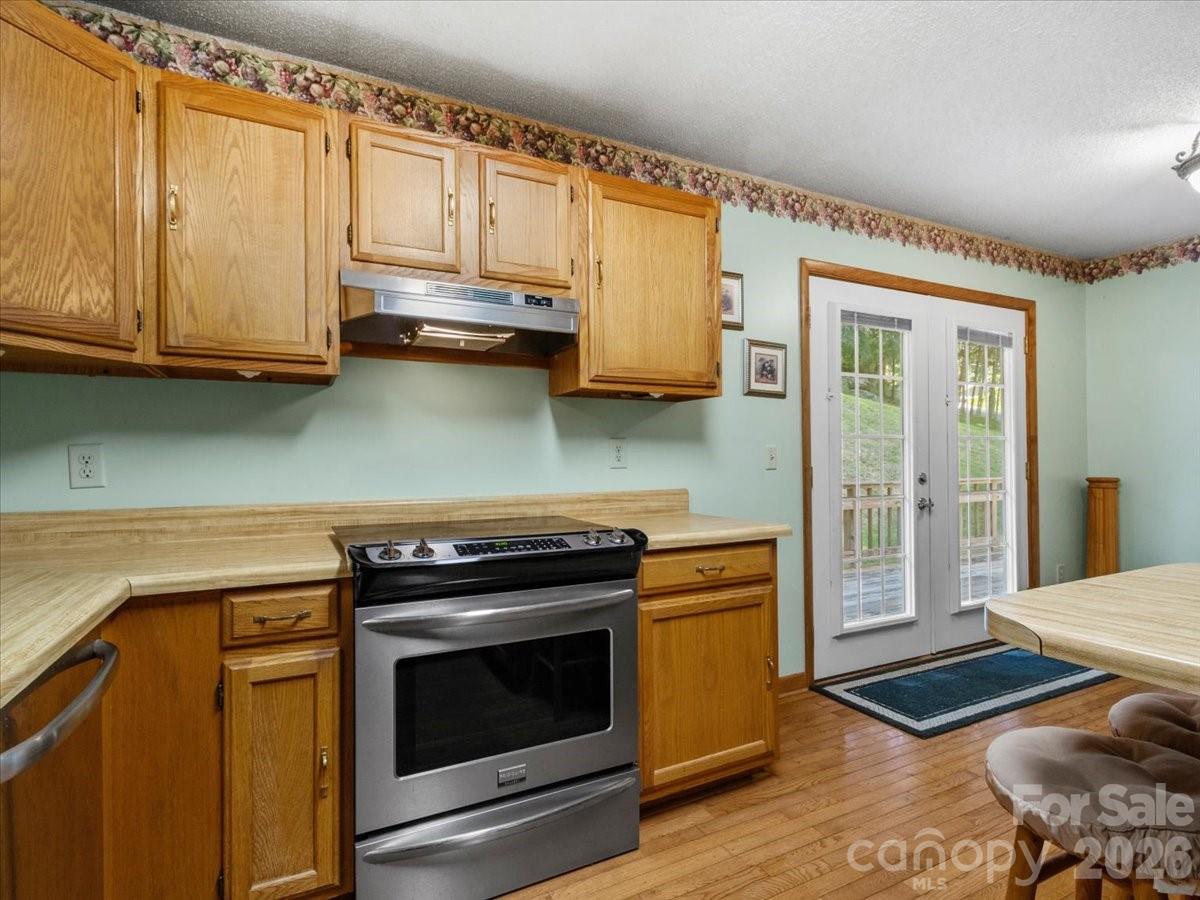 299 Mcdowell Lane — Burnsville