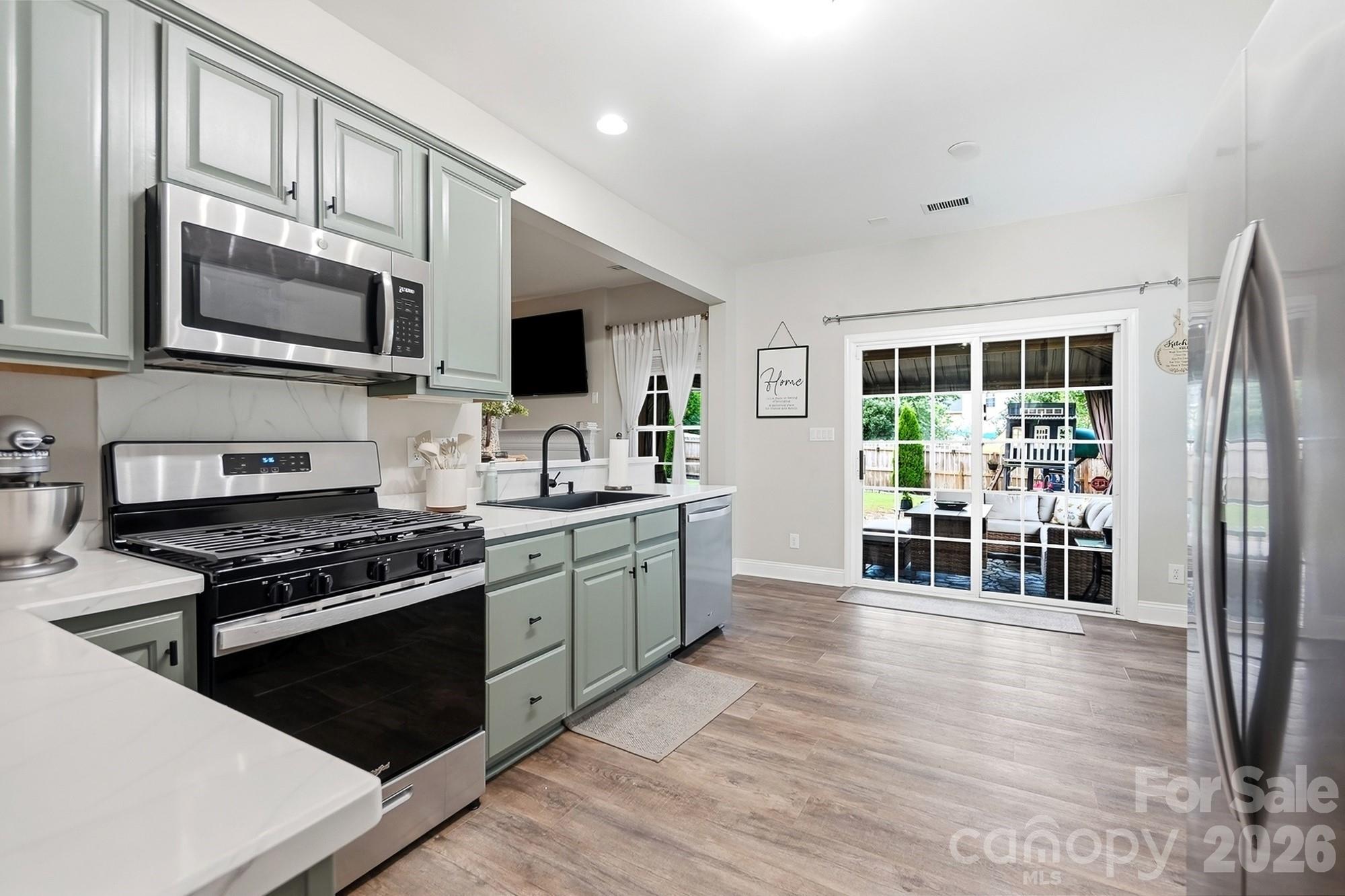 6006 Pine Cone Lane — Monroe