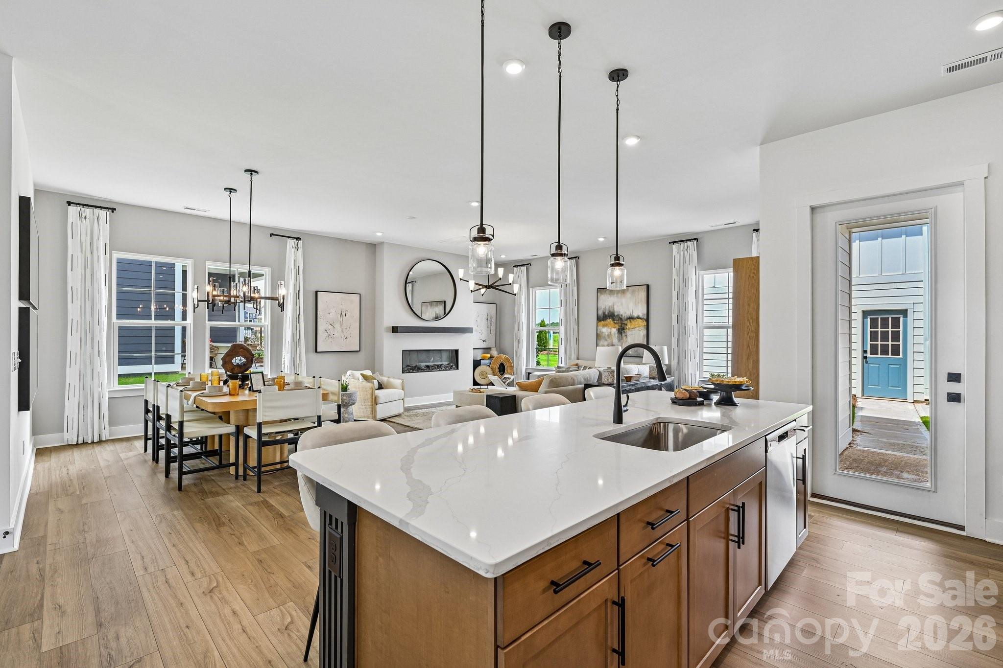 4120 Hickory Place Lane — Pineville