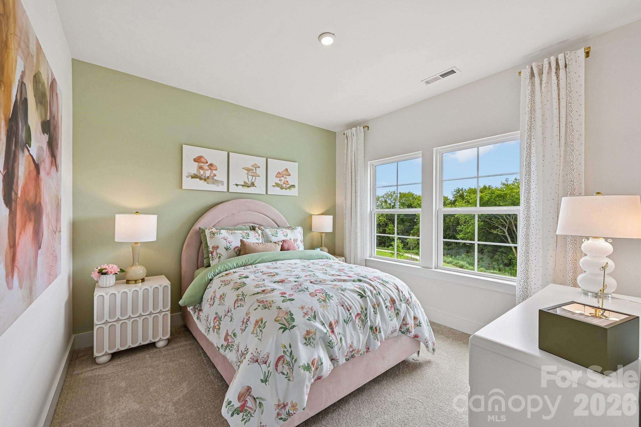 4120 Hickory Place Lane — Pineville