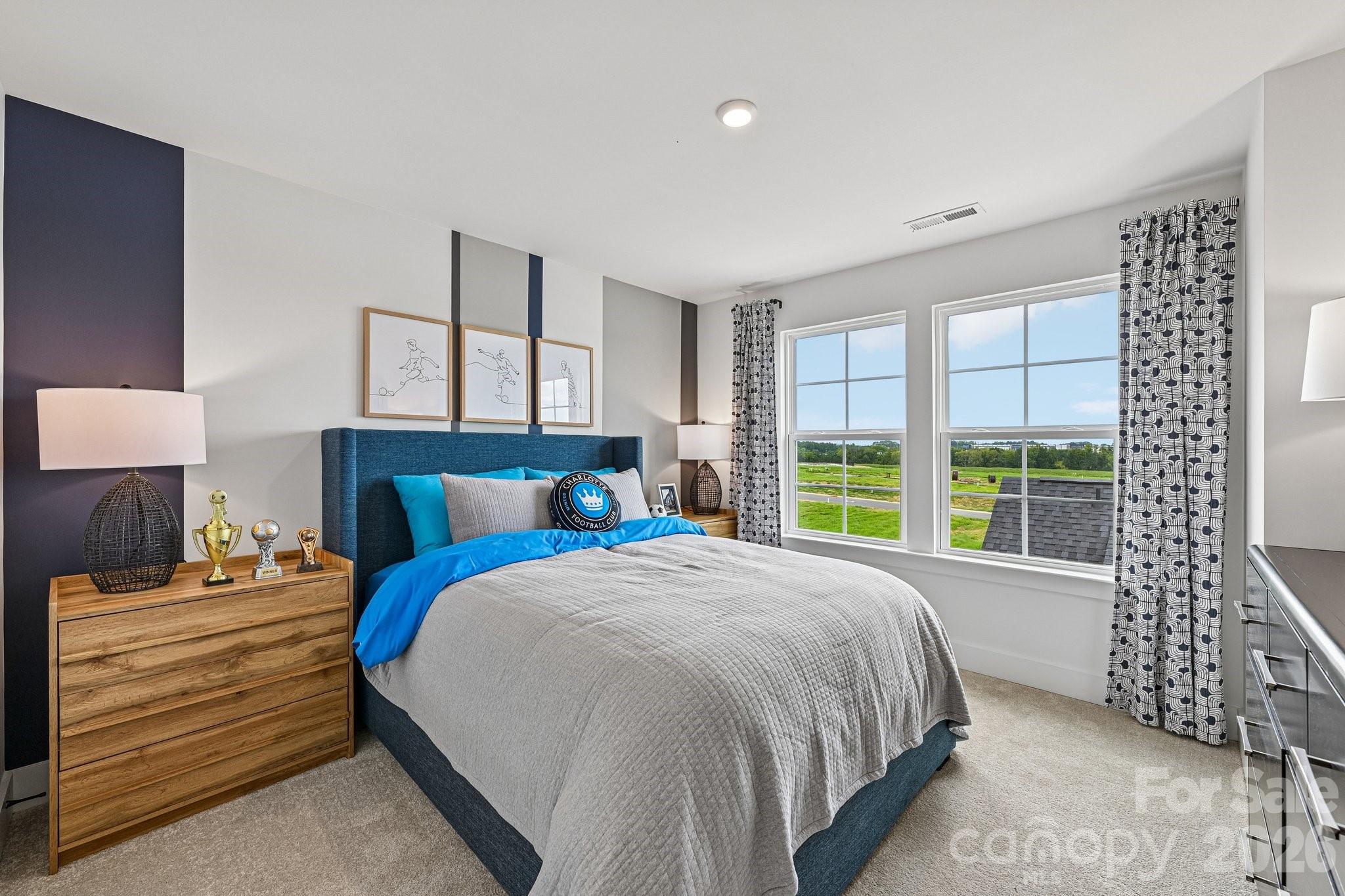 4120 Hickory Place Lane — Pineville