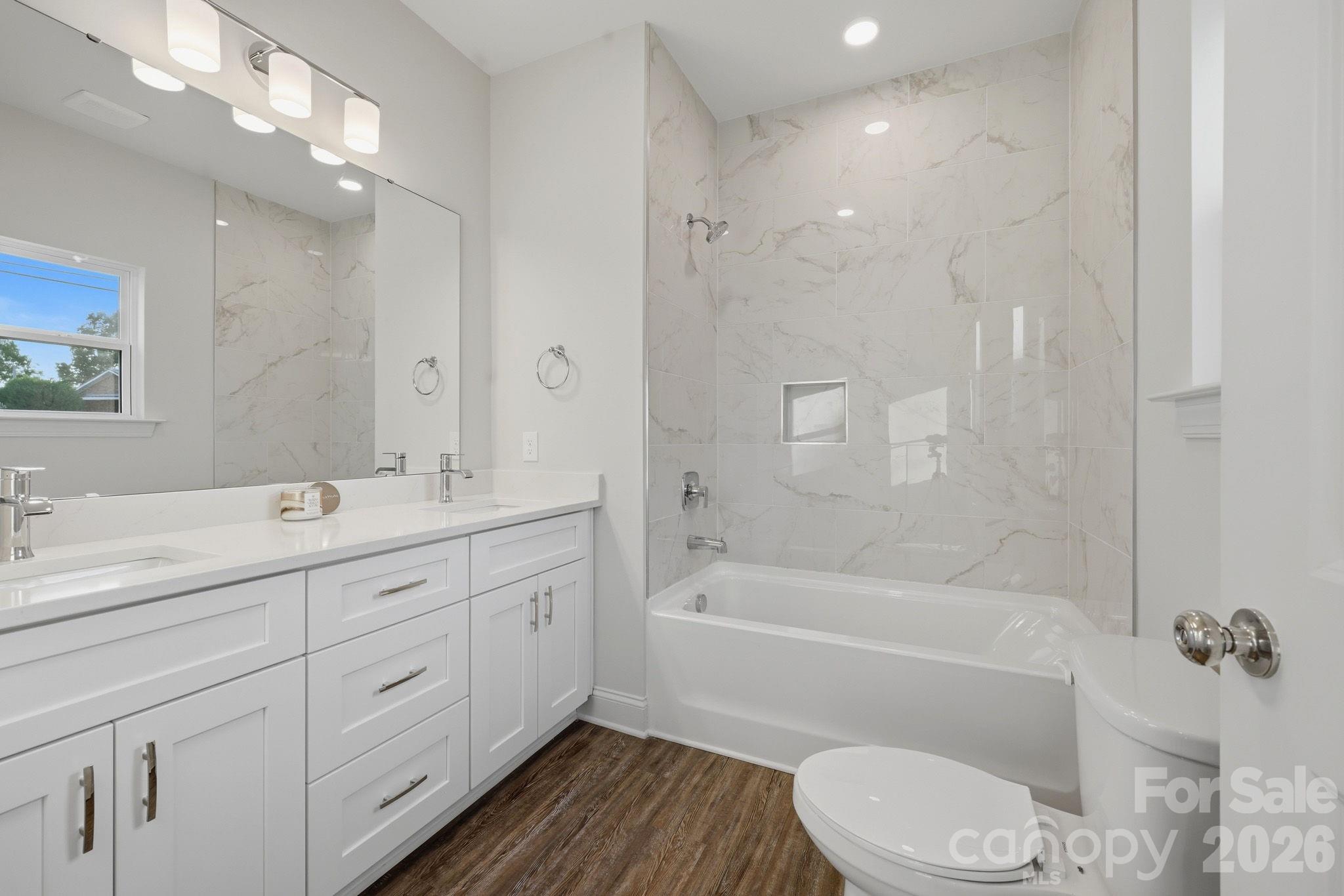 128 N Main Street — Granite Falls
