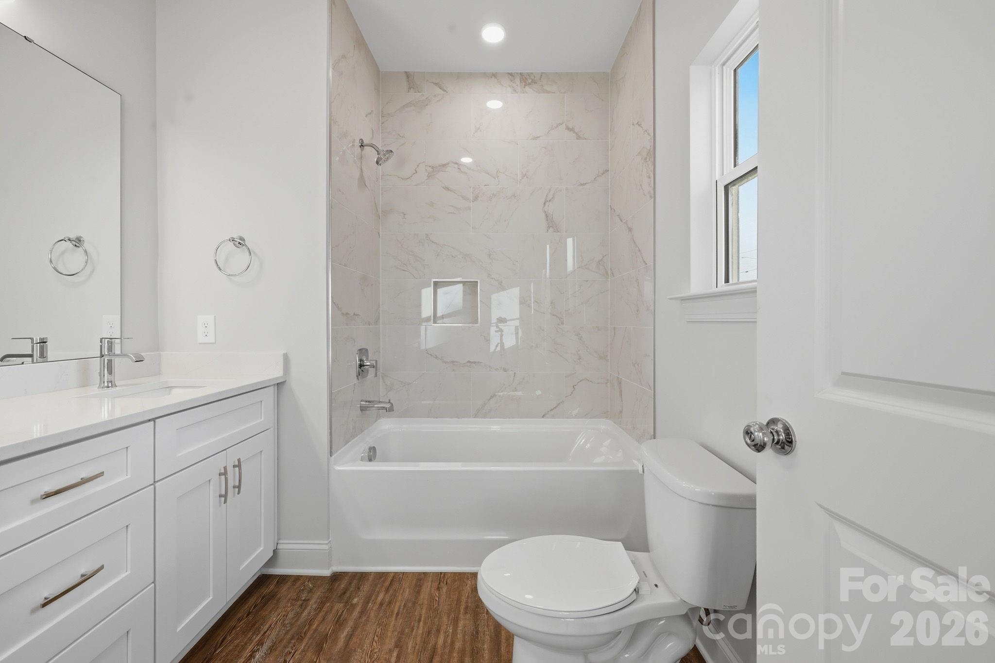 128 N Main Street — Granite Falls