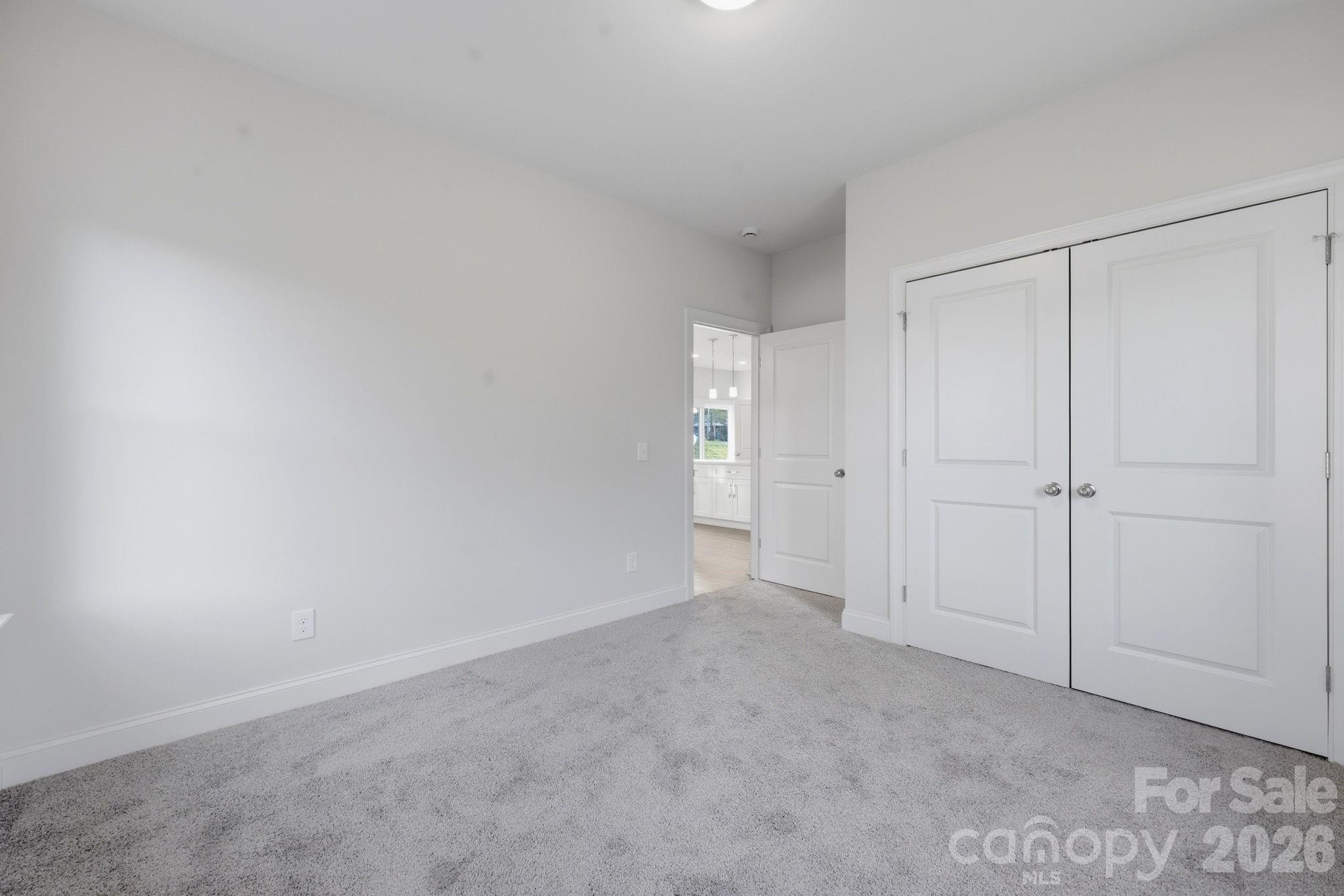 128 N Main Street — Granite Falls