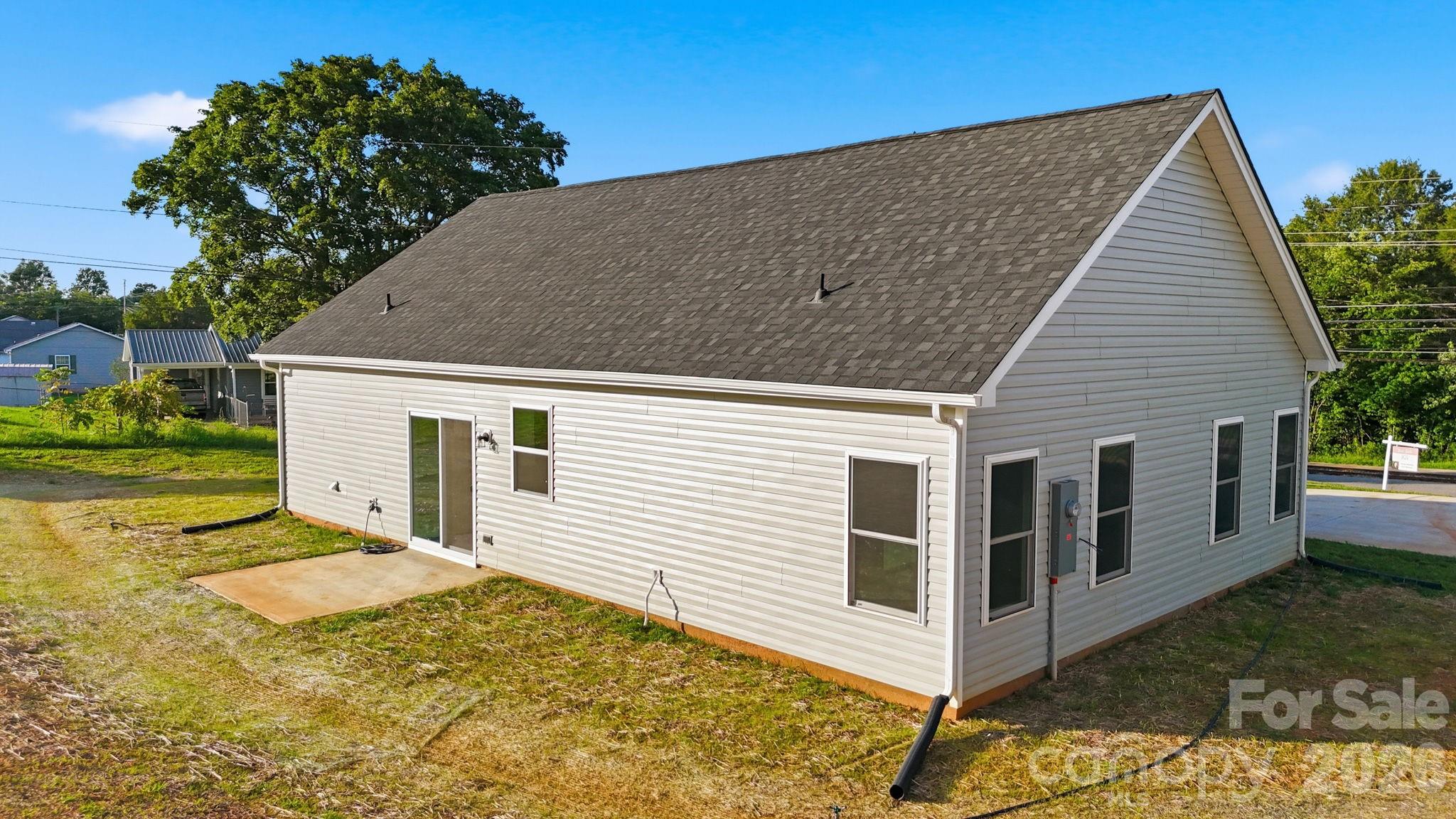 128 N Main Street — Granite Falls