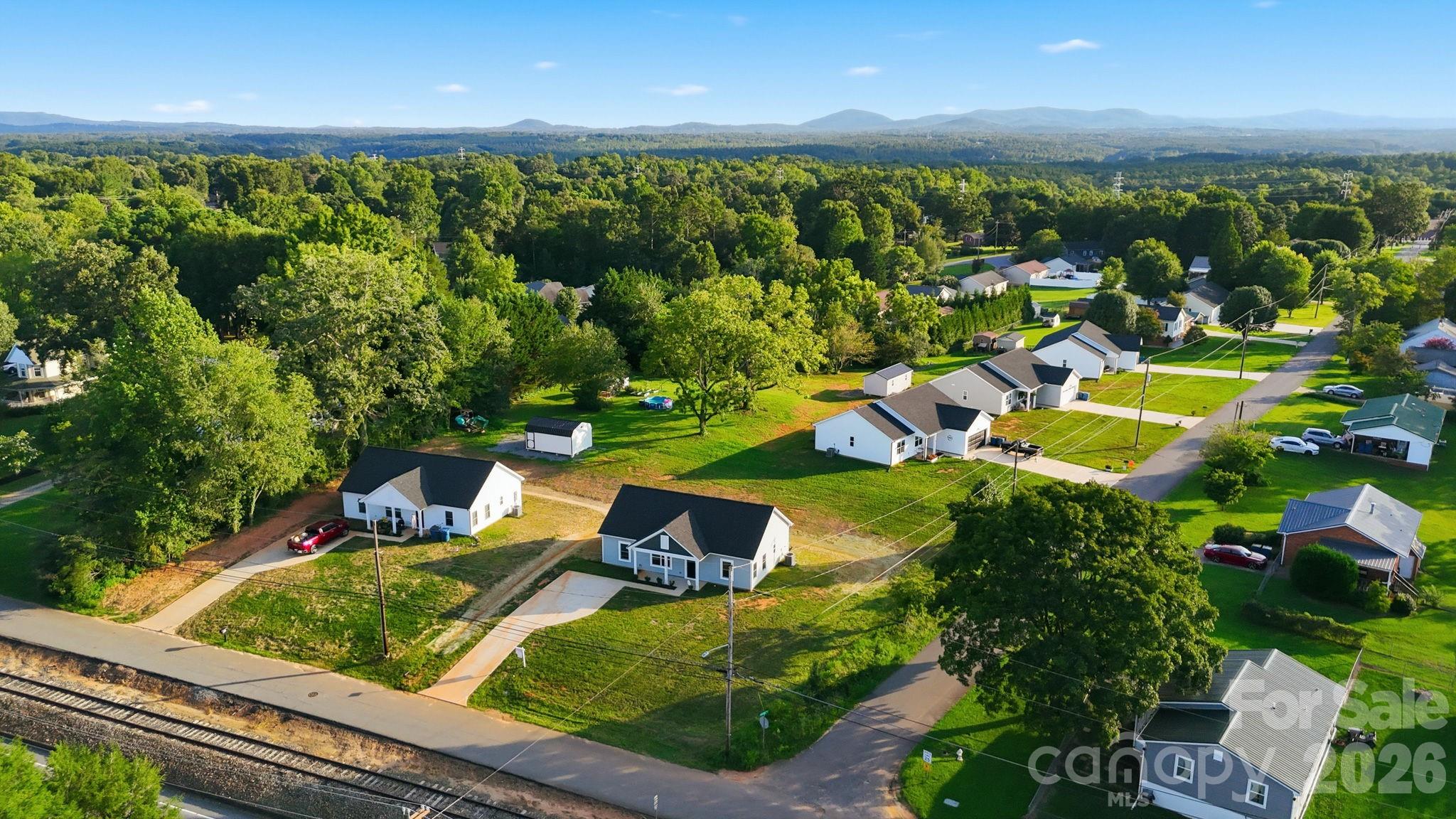 128 N Main Street — Granite Falls