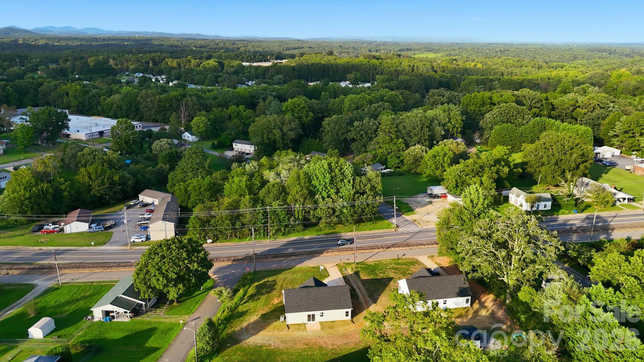 128 N Main Street — Granite Falls