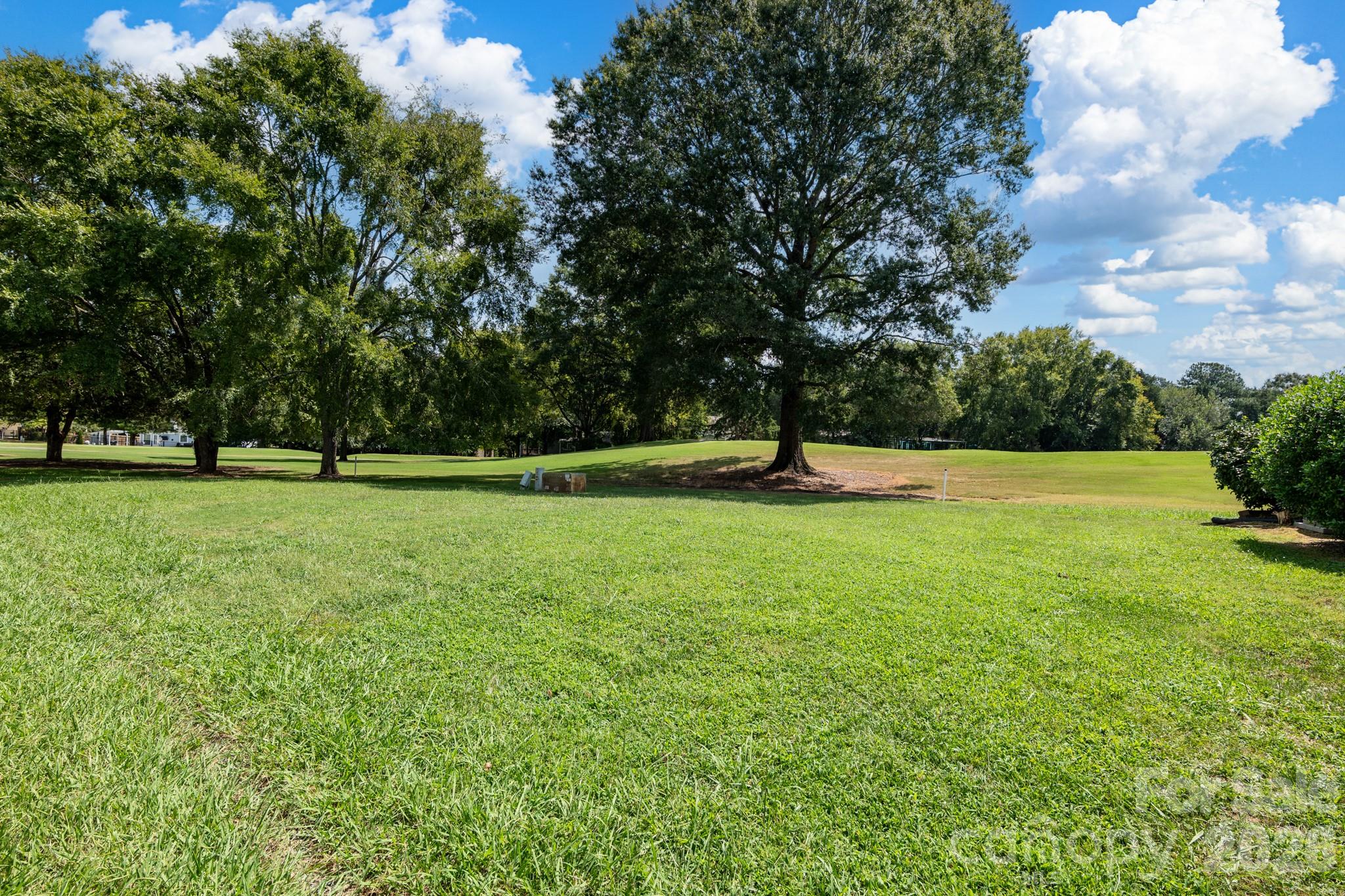 8219 Golf Ridge Drive — Charlotte