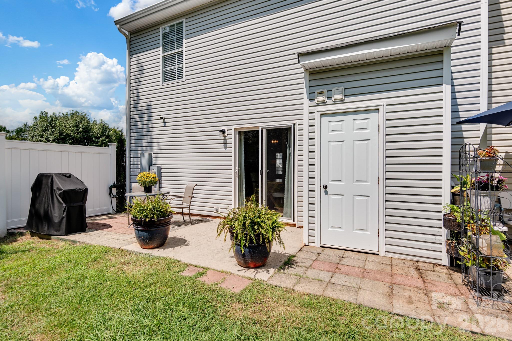 8219 Golf Ridge Drive — Charlotte