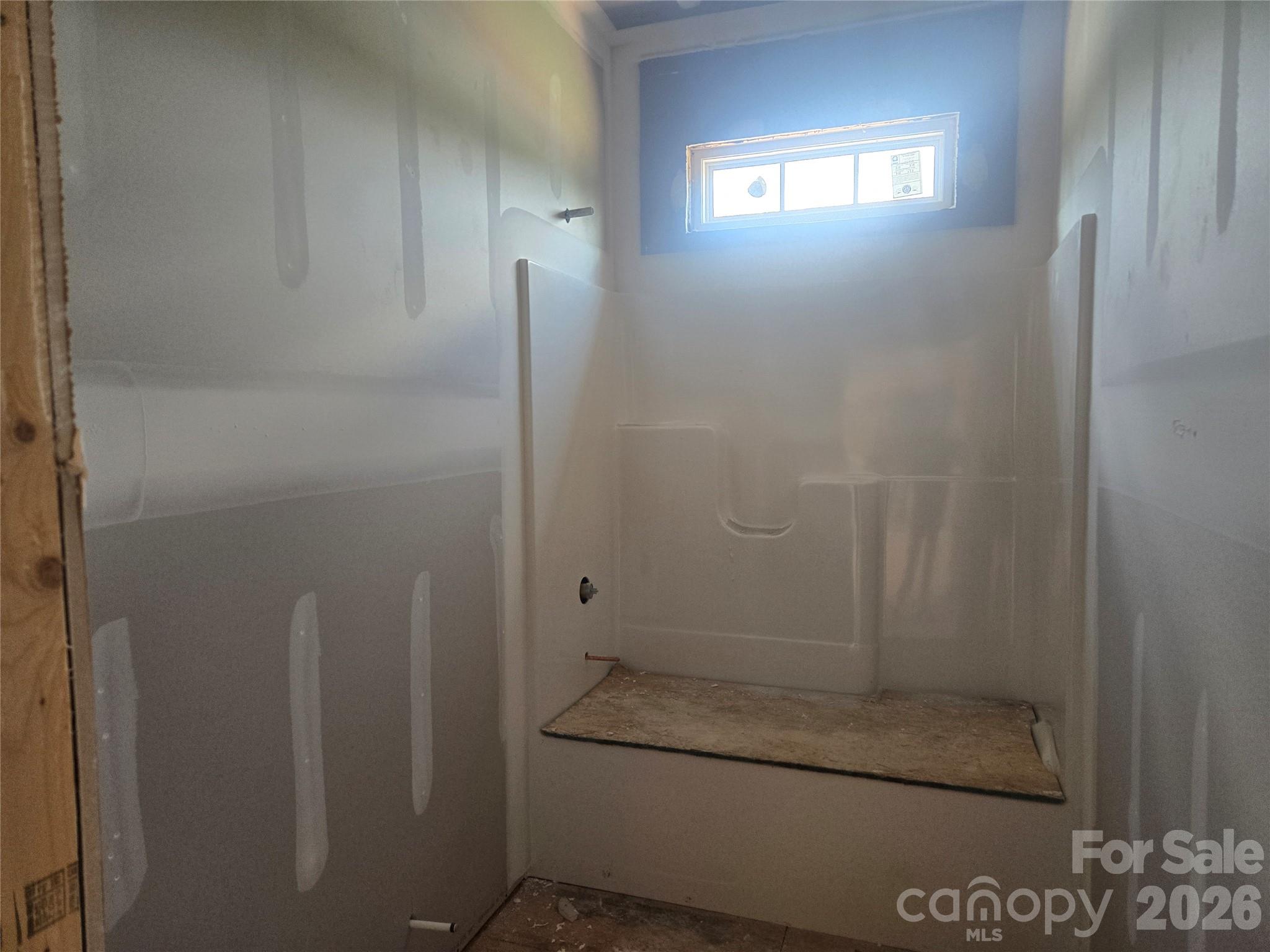 2850 Leonard Road — Lexington