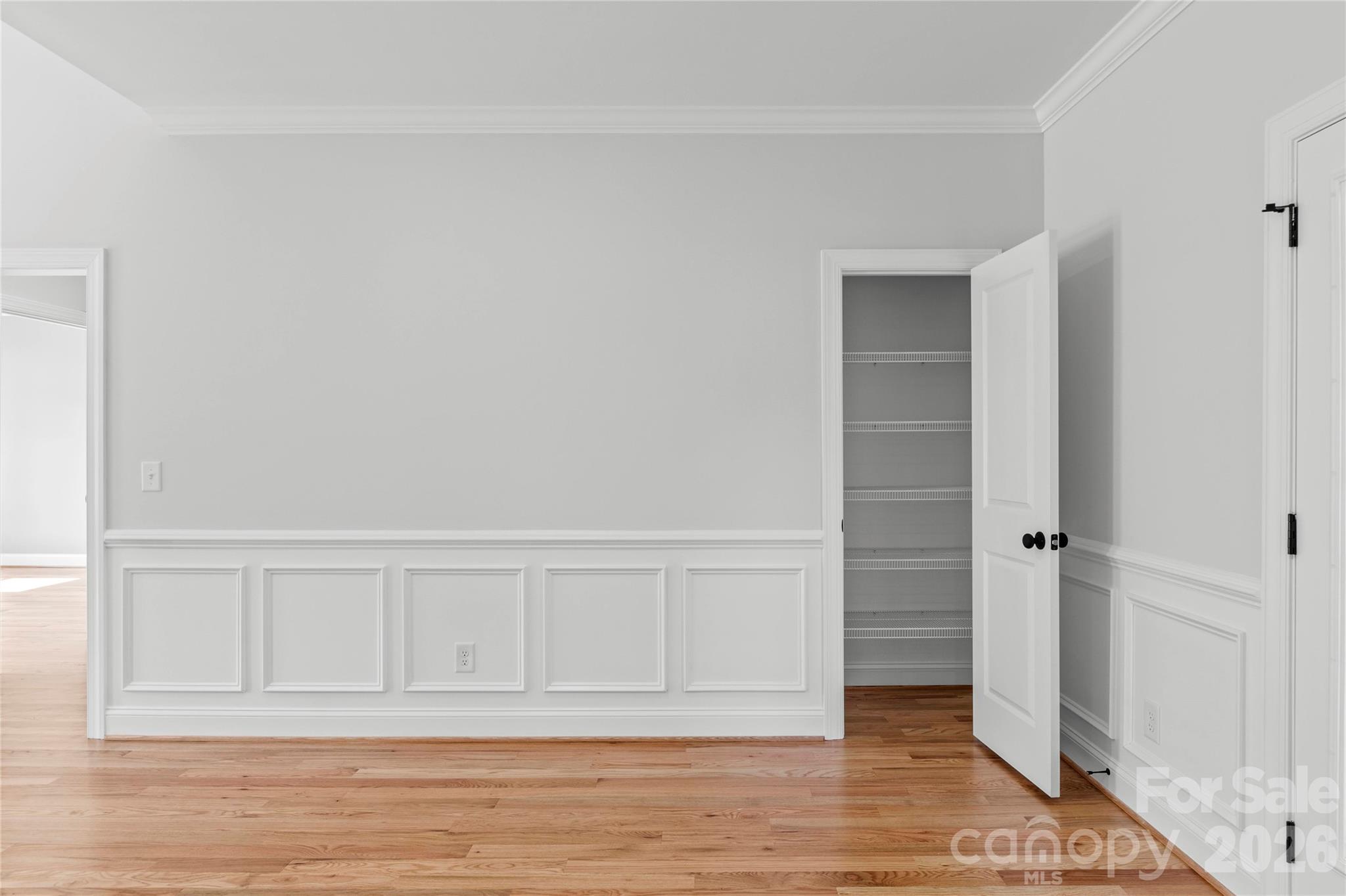 2850 Leonard Road — Lexington