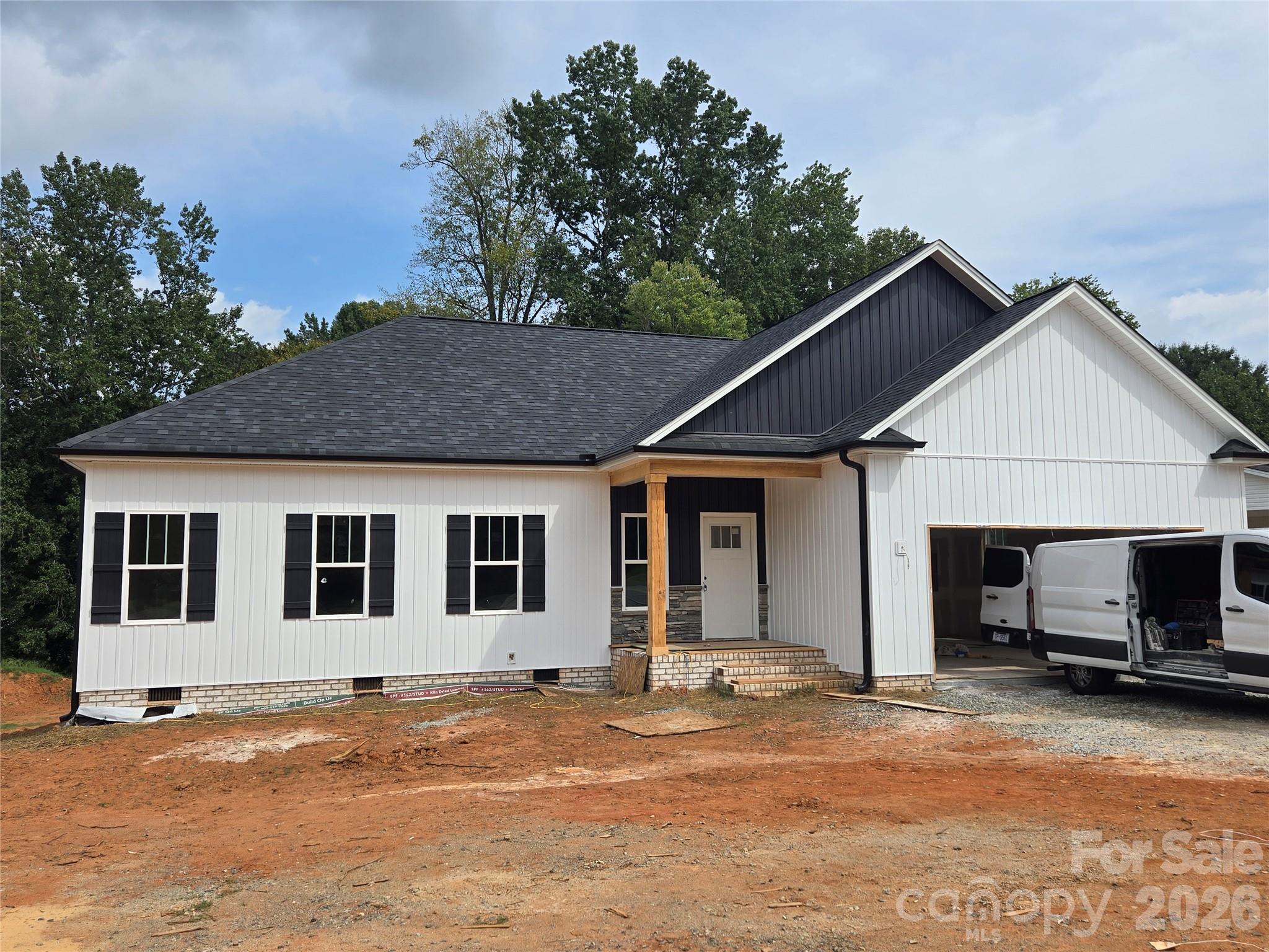 2850 Leonard Road — Lexington