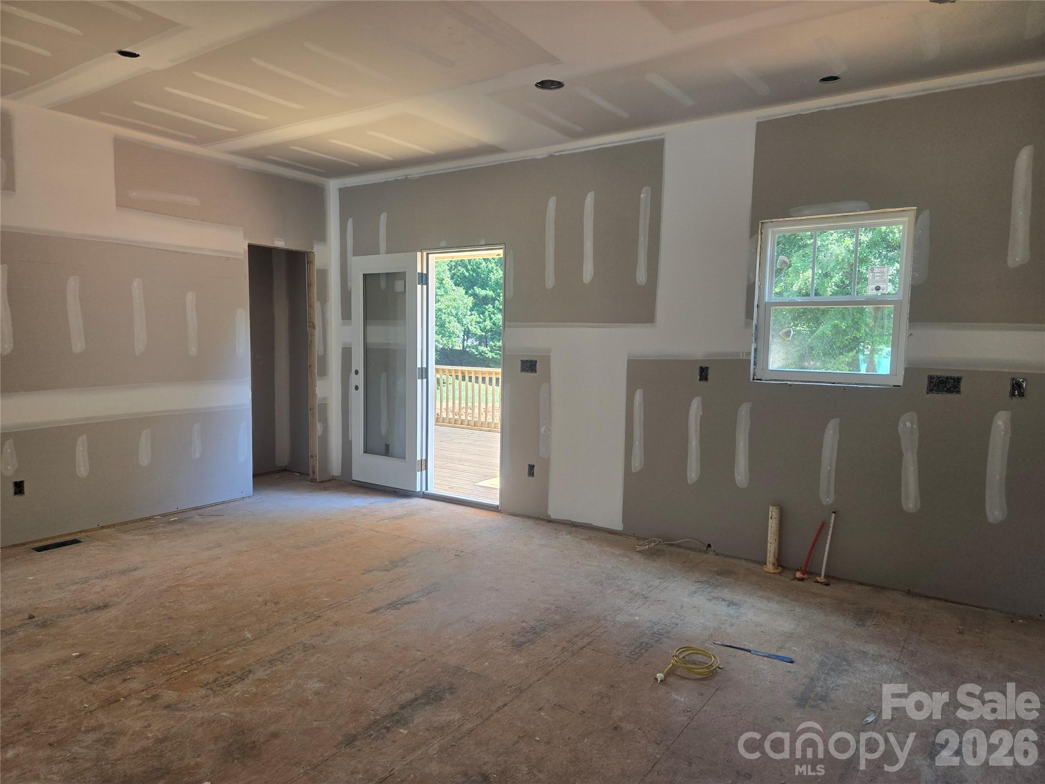 2850 Leonard Road — Lexington