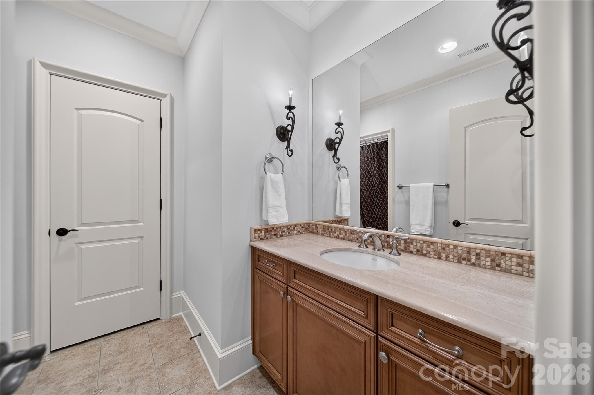 229 Wrenwood Lane — Charlotte