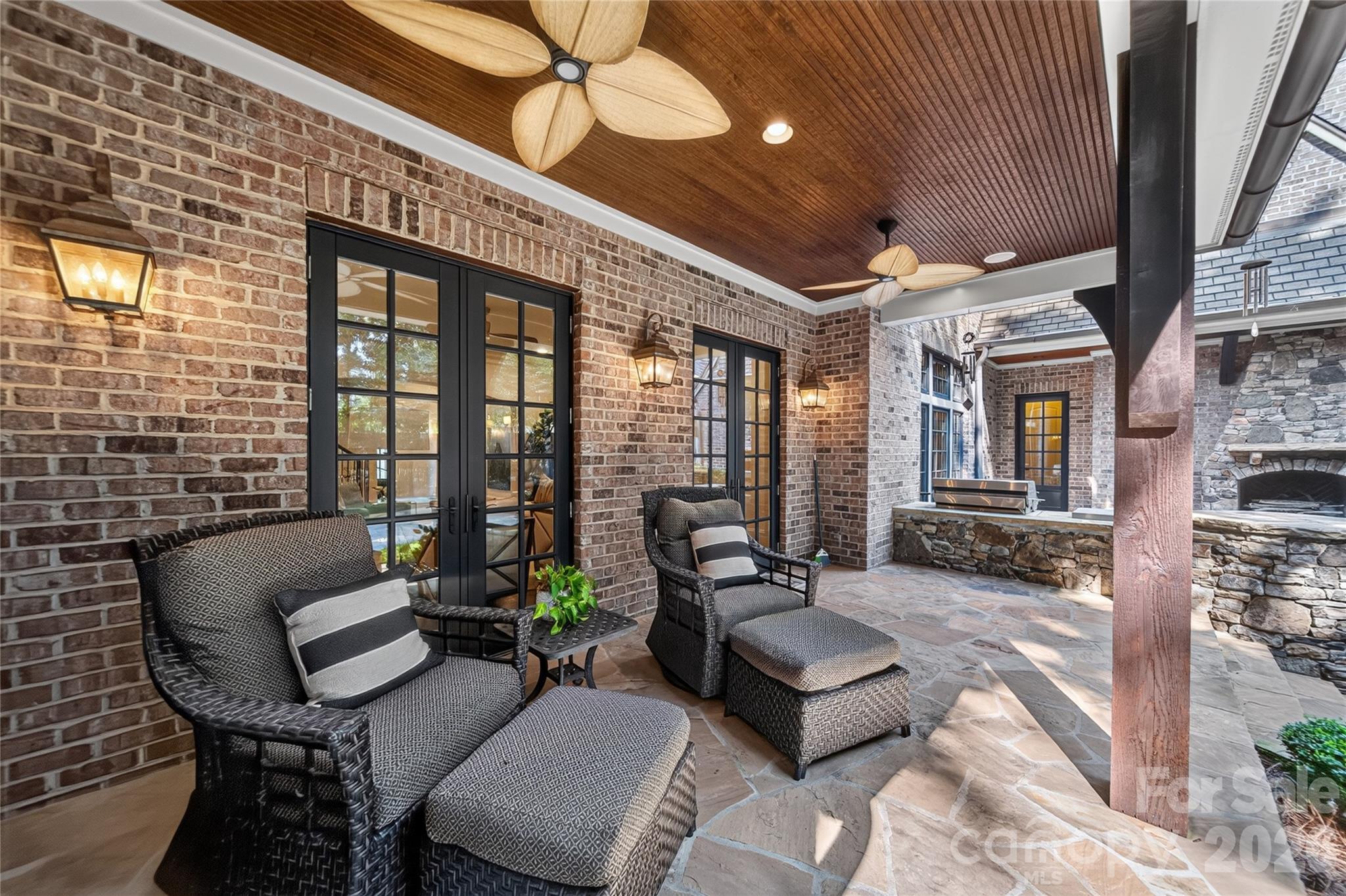 229 Wrenwood Lane — Charlotte