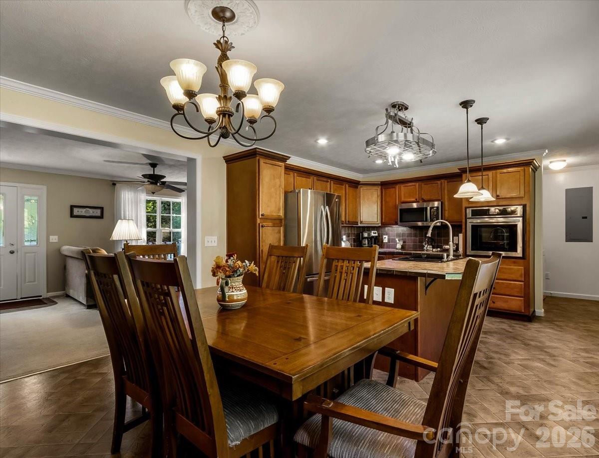 195 Banjo Branch Road — Burnsville