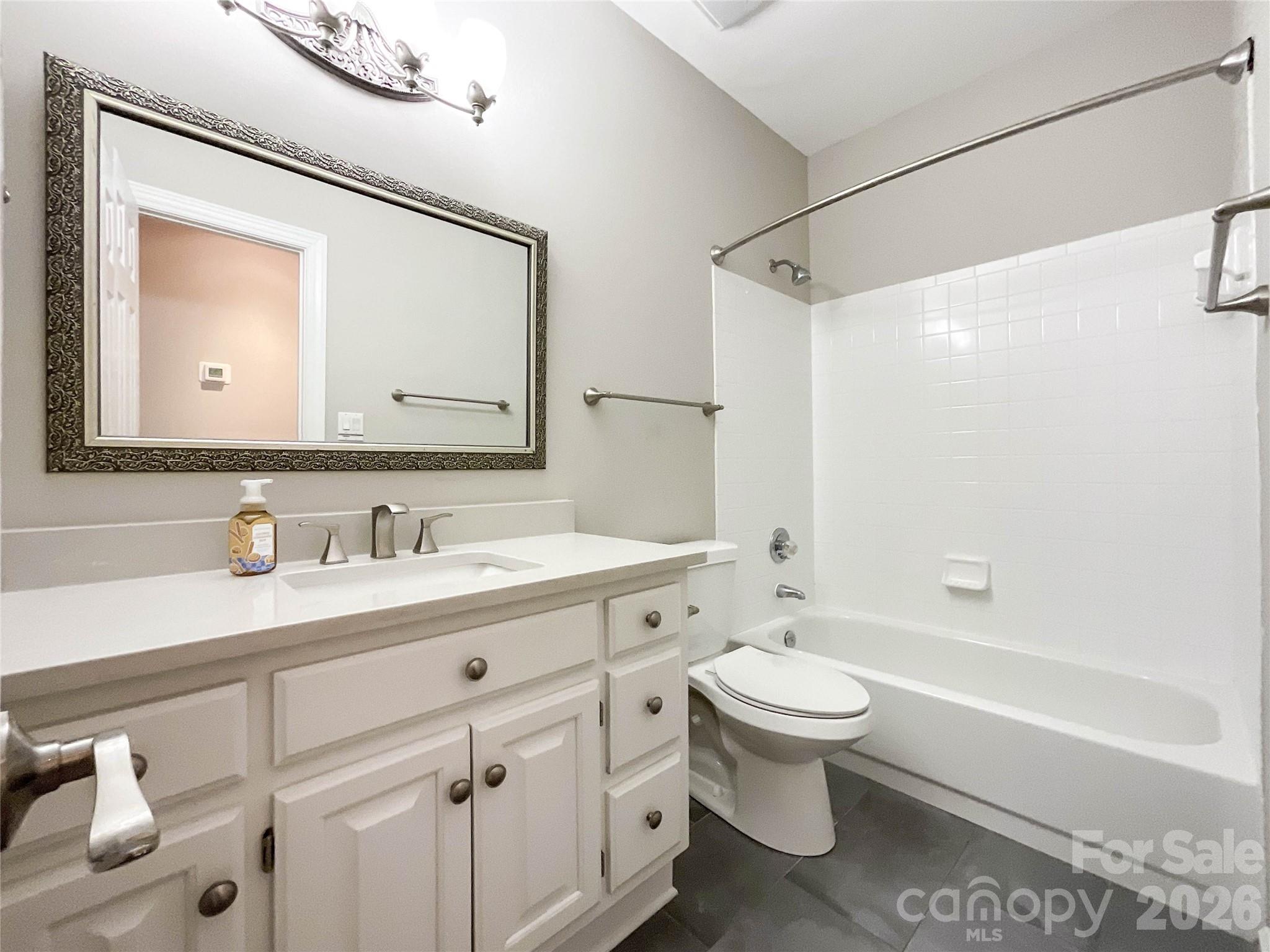 7000 Royce Court — Charlotte