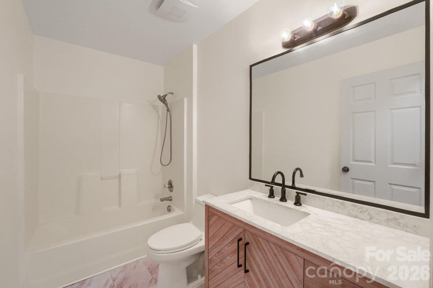 3216 Lasalle Street — Charlotte