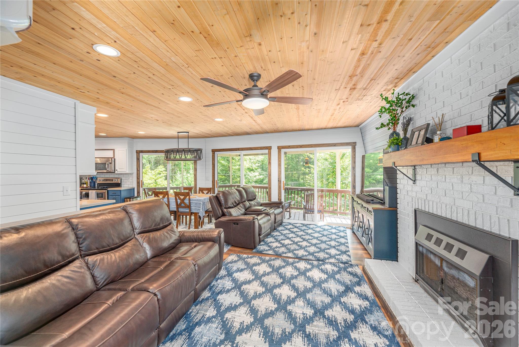 477 Locust Drive — Maggie Valley