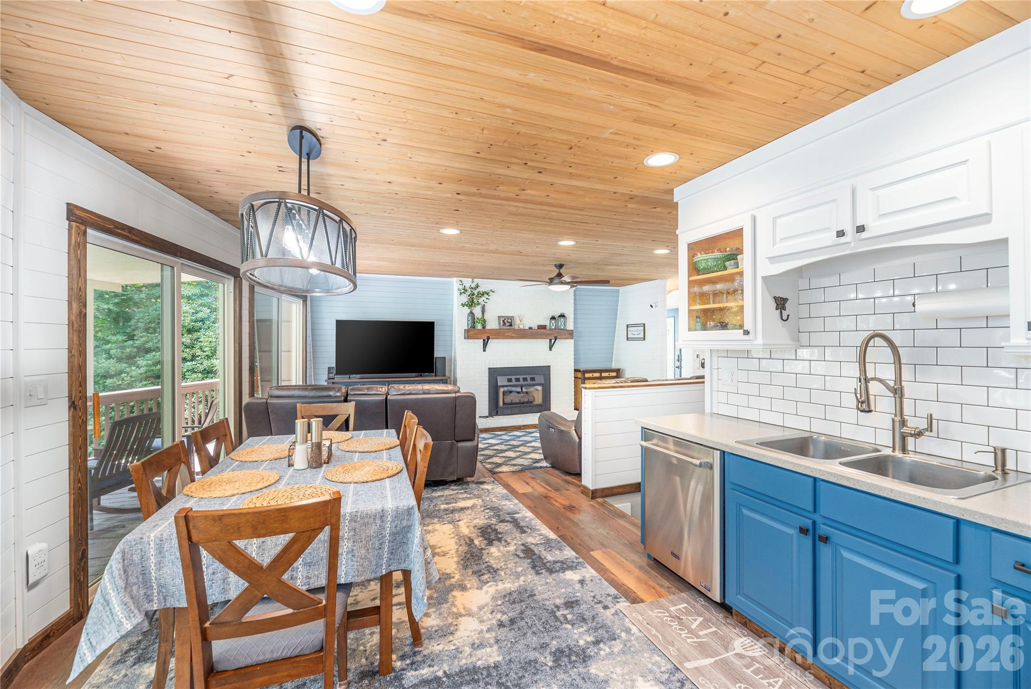 477 Locust Drive — Maggie Valley