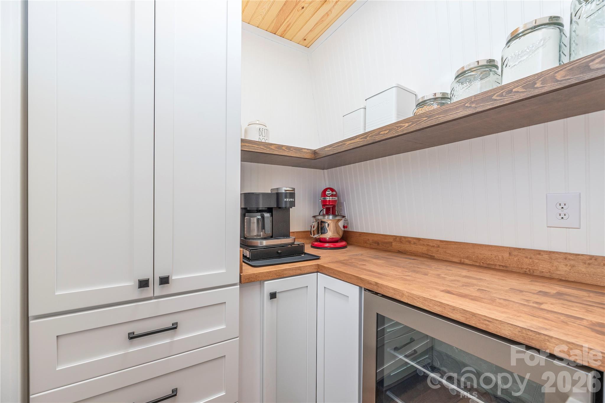 477 Locust Drive — Maggie Valley