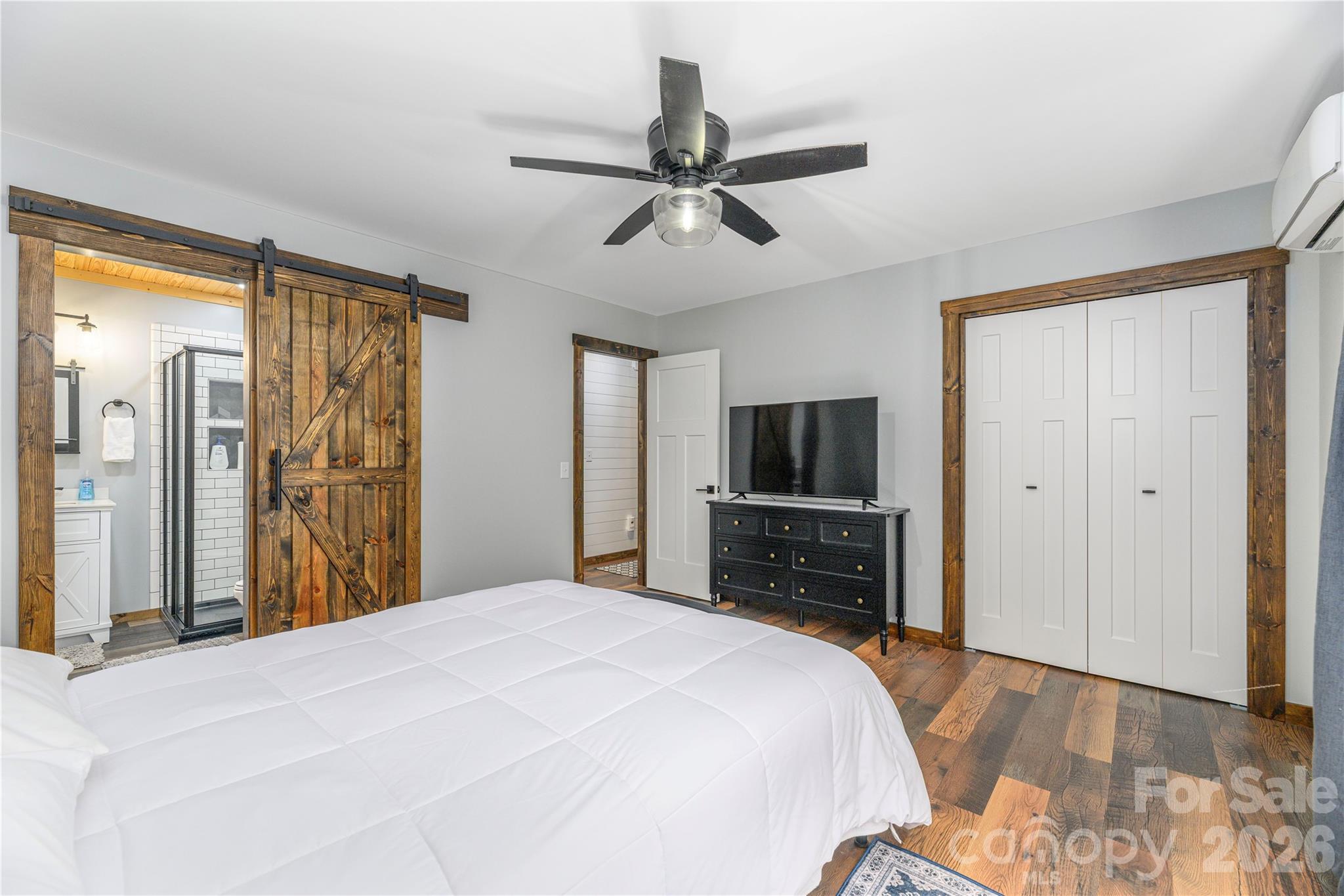 477 Locust Drive — Maggie Valley