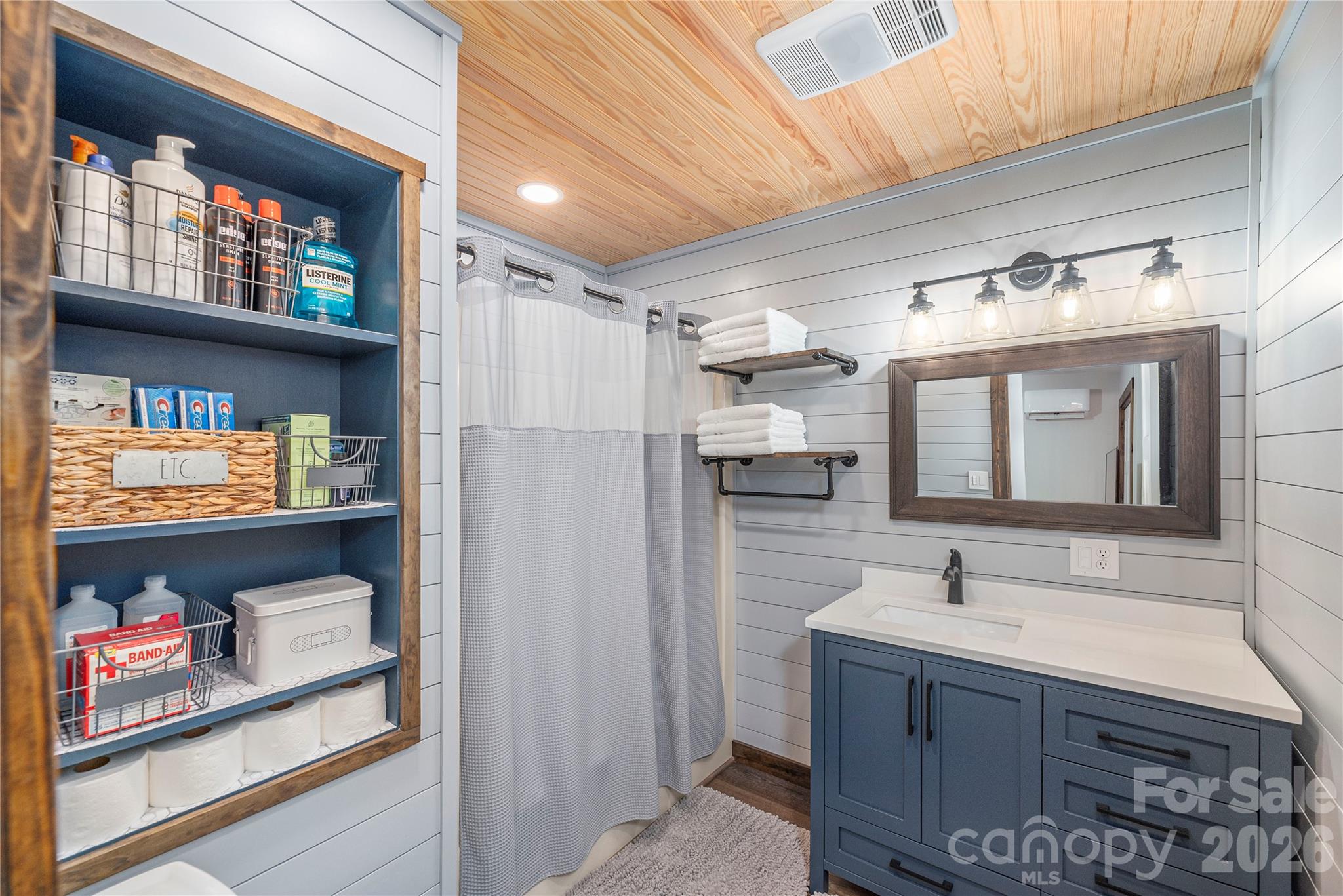 477 Locust Drive — Maggie Valley