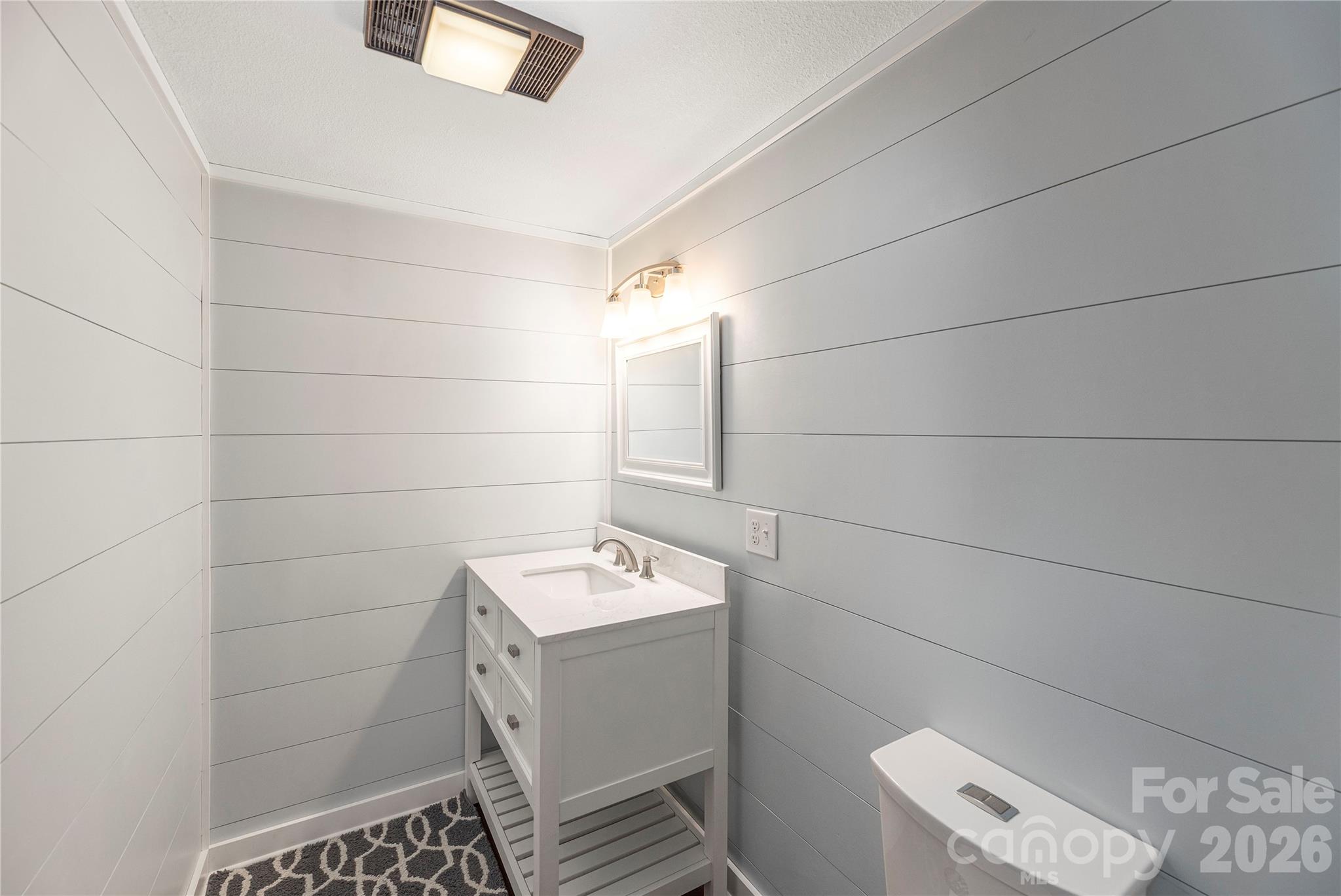 477 Locust Drive — Maggie Valley