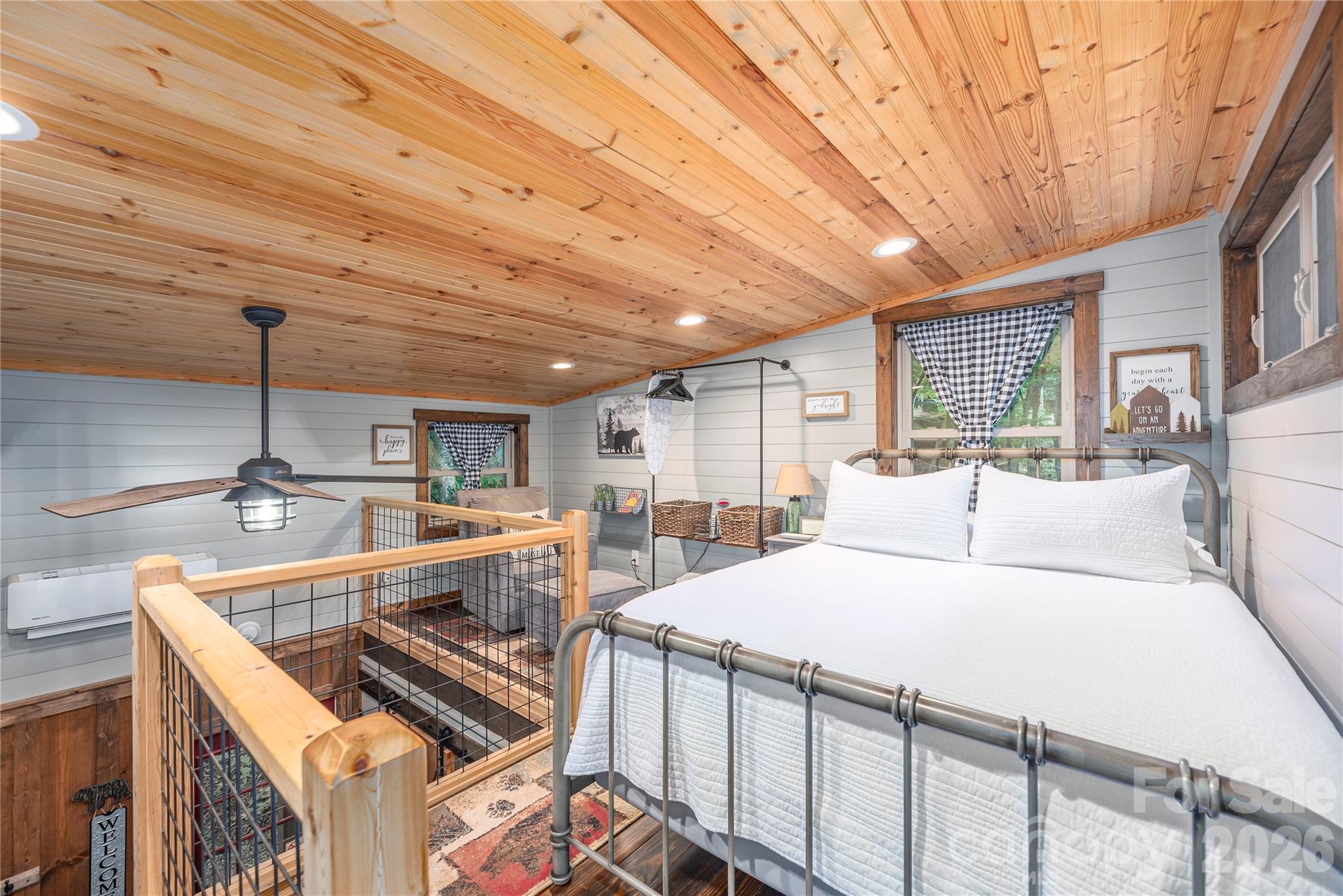 477 Locust Drive — Maggie Valley
