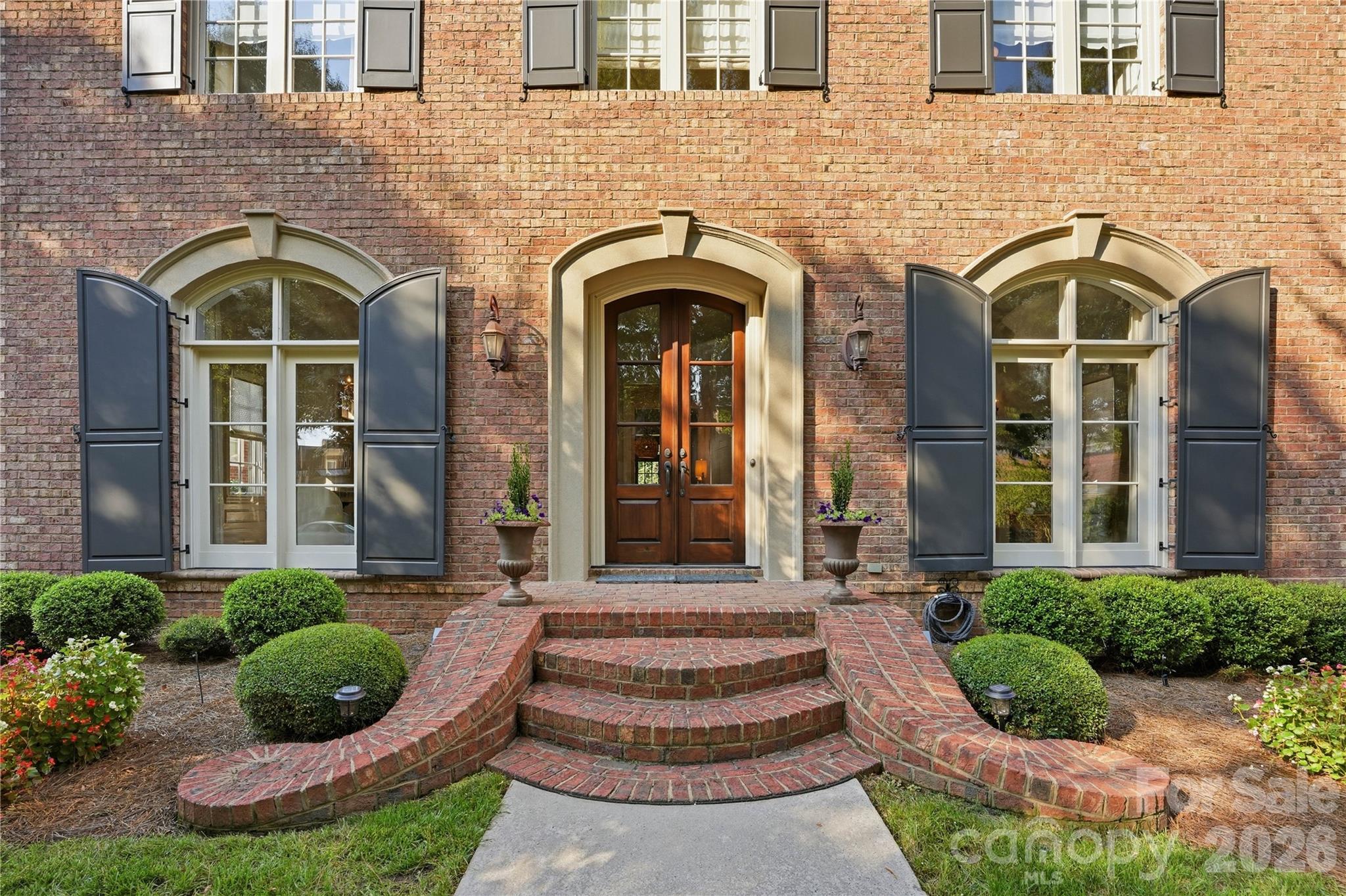 8820 Heydon Hall Circle — Charlotte