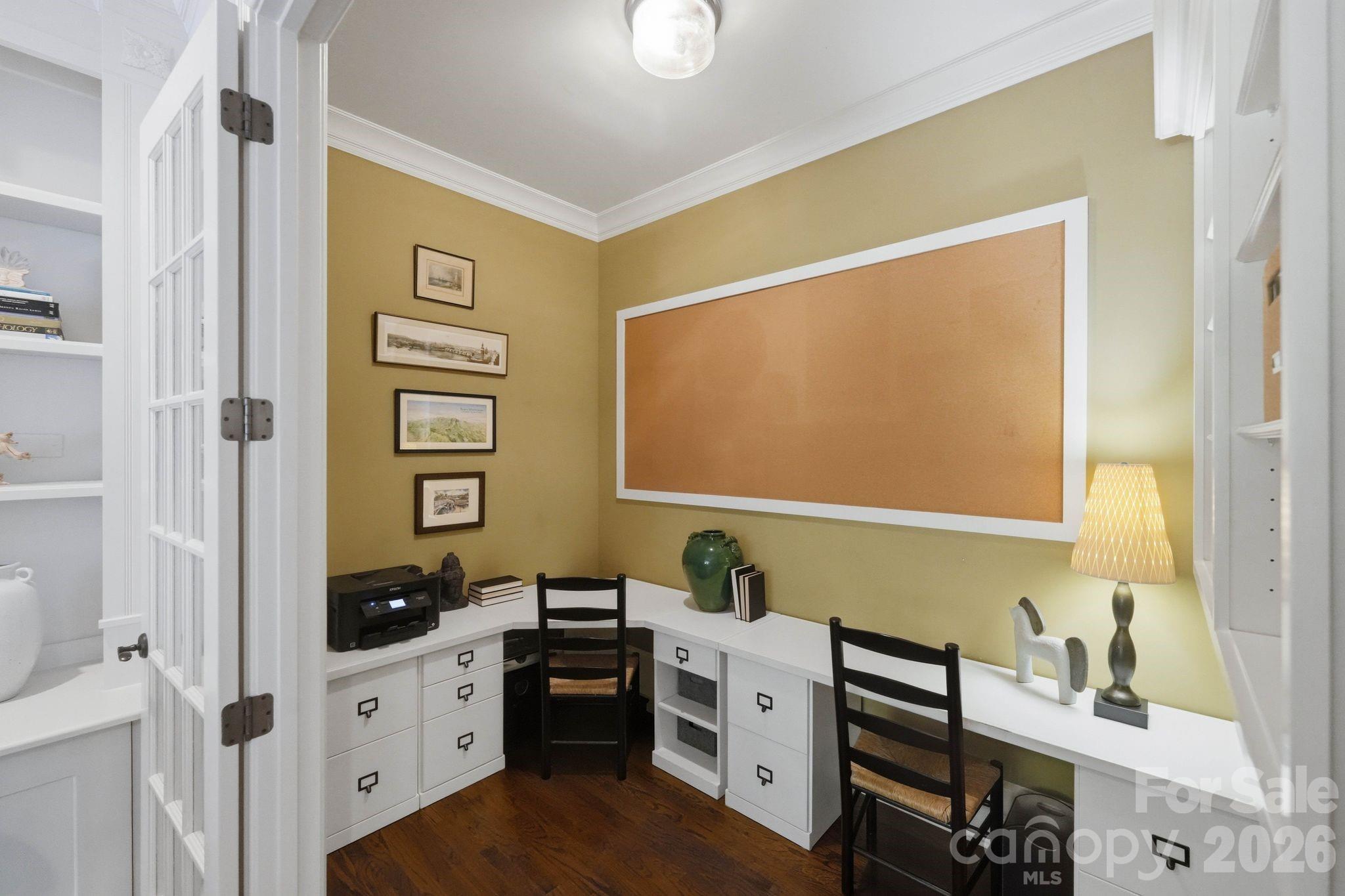 8820 Heydon Hall Circle — Charlotte